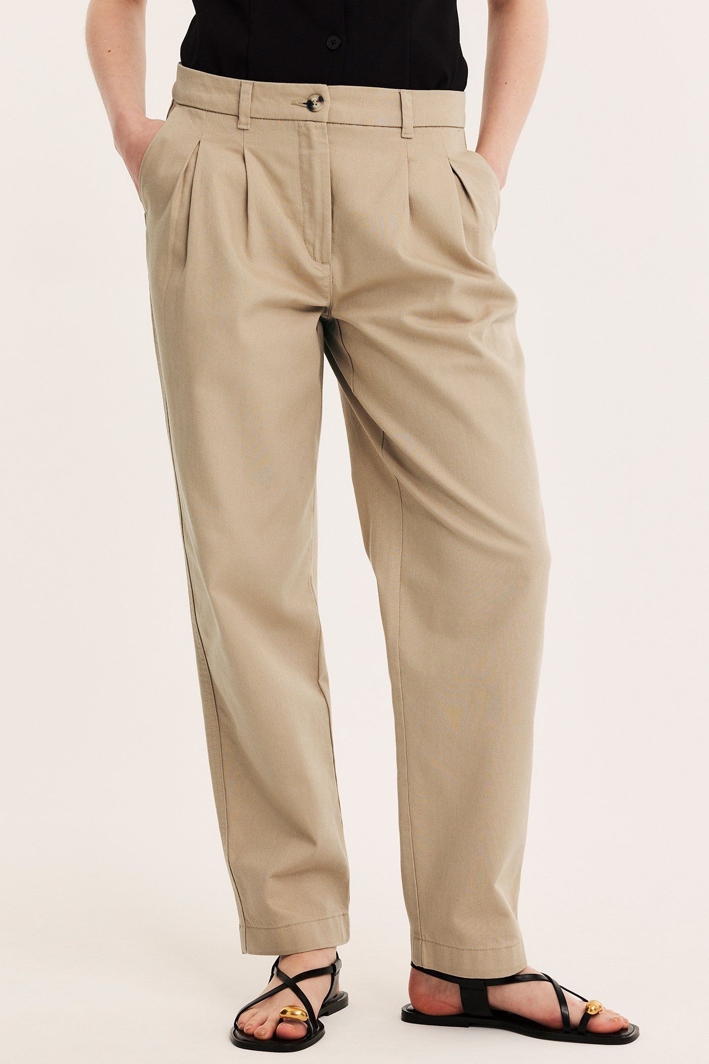 パンツ kami Krótsze spodnie z zaszewkami | Beżowy | Kobieta | Kappahl