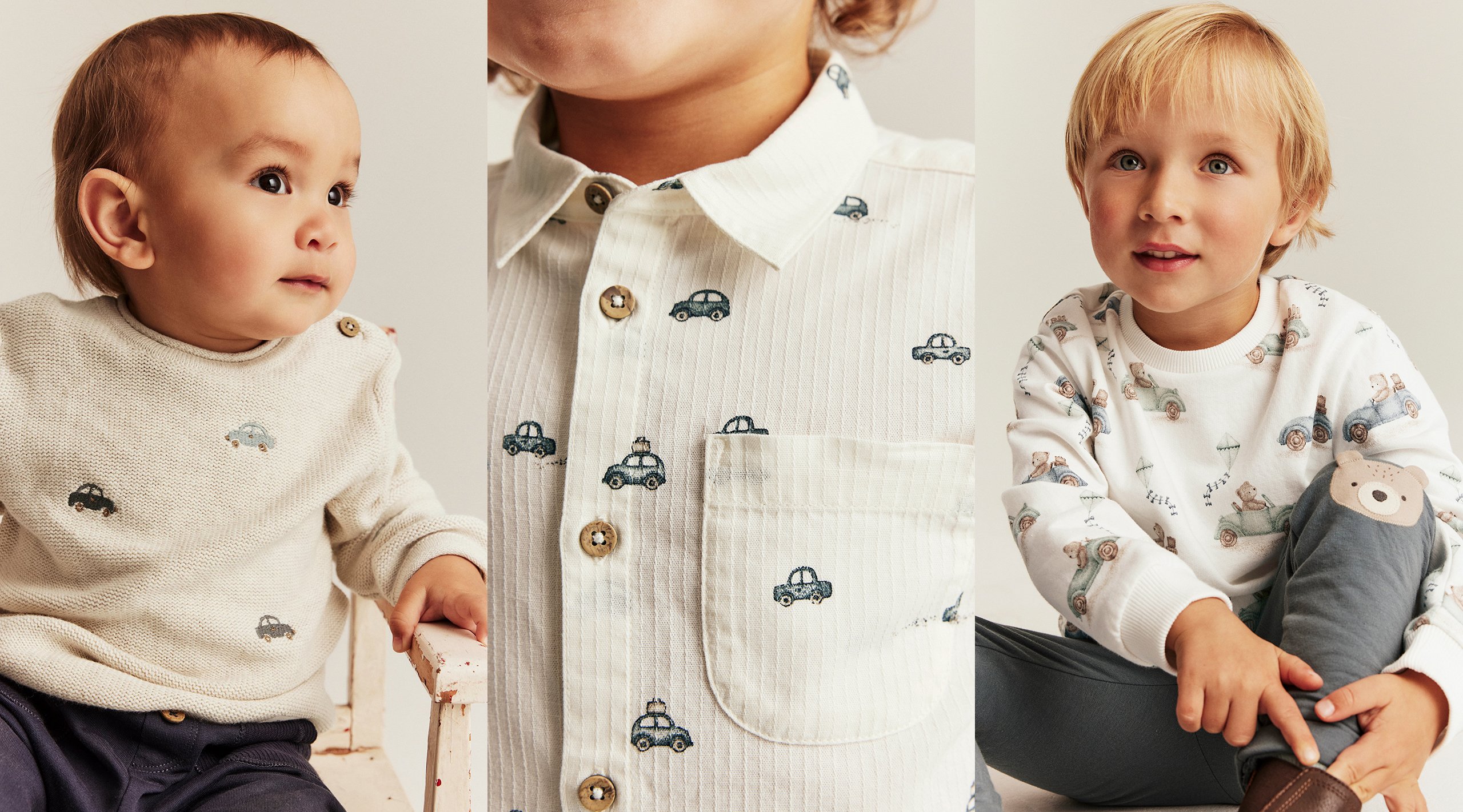 Dzieci w ubraniach z motywami samochodowymi z nowej wiosennej kolekcji Newbie.