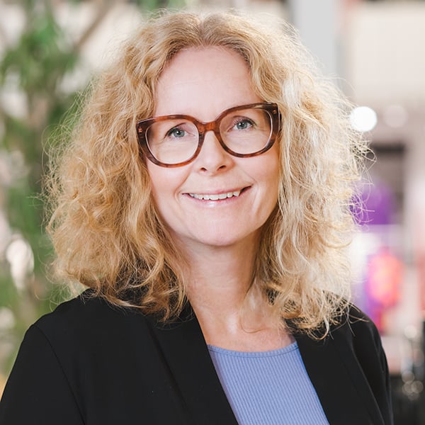 Portrait of Elisabeth Peregi, CEO of Kappahl Group.