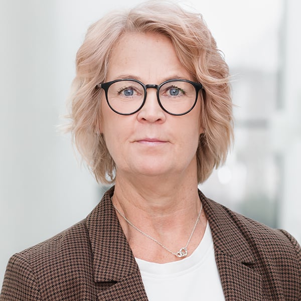 Portrait of Charlotte Larsson, employee representative and deputy member of the Kappahl Group Board.