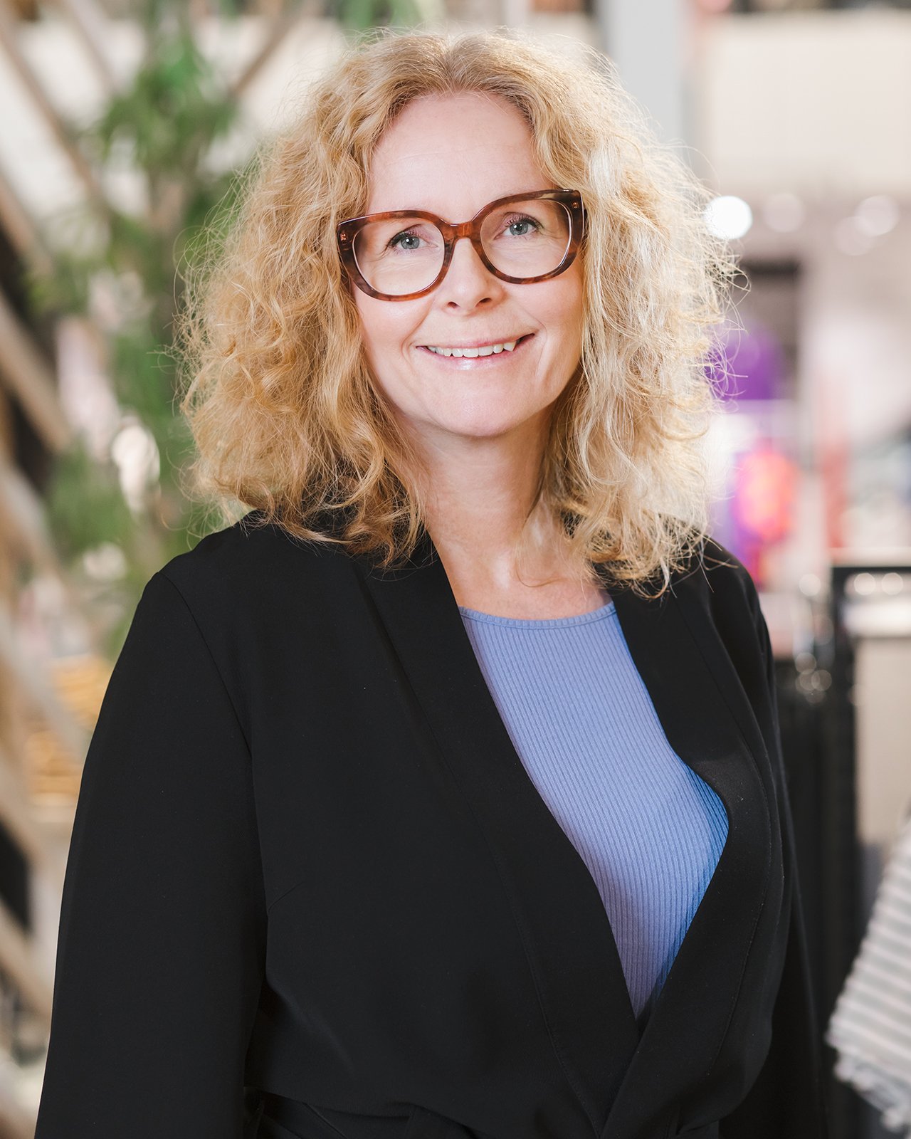 Portrait of Elisabeth Peregi, CEO of the Kappahl Group.