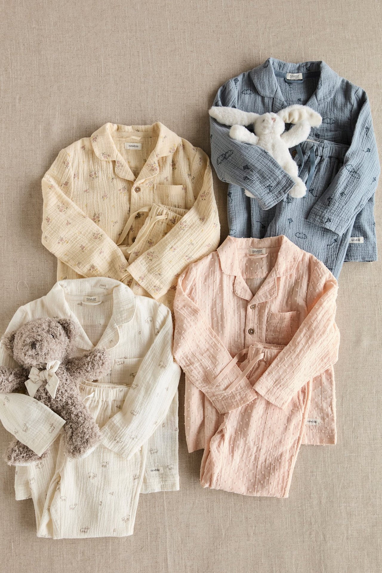 Pyjamasar från Newbies rescued fabrics.