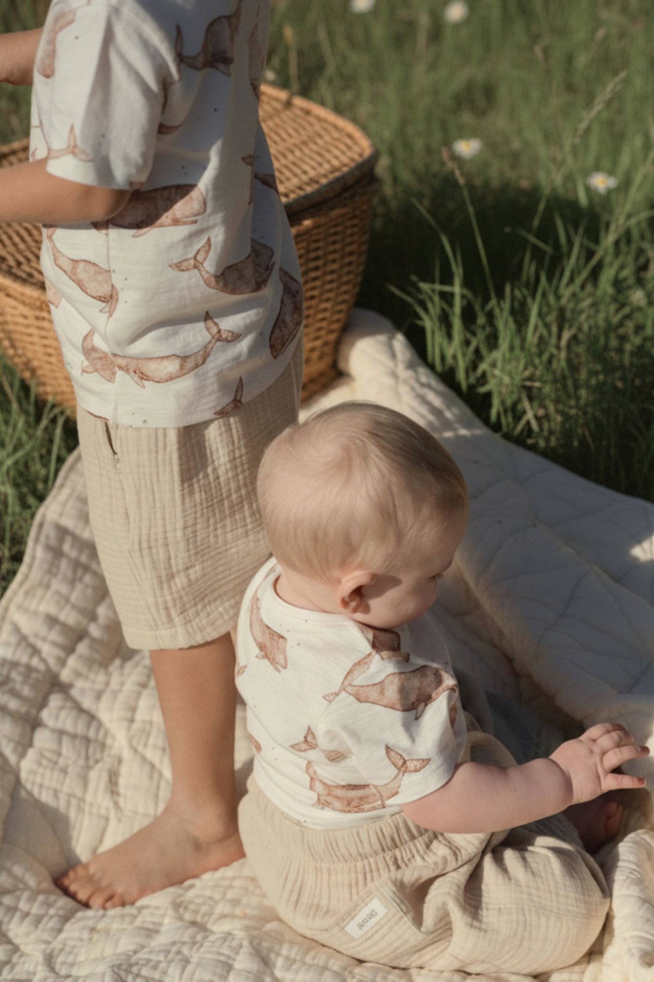 Matchande kläder för syskonmatchning från Newbie.