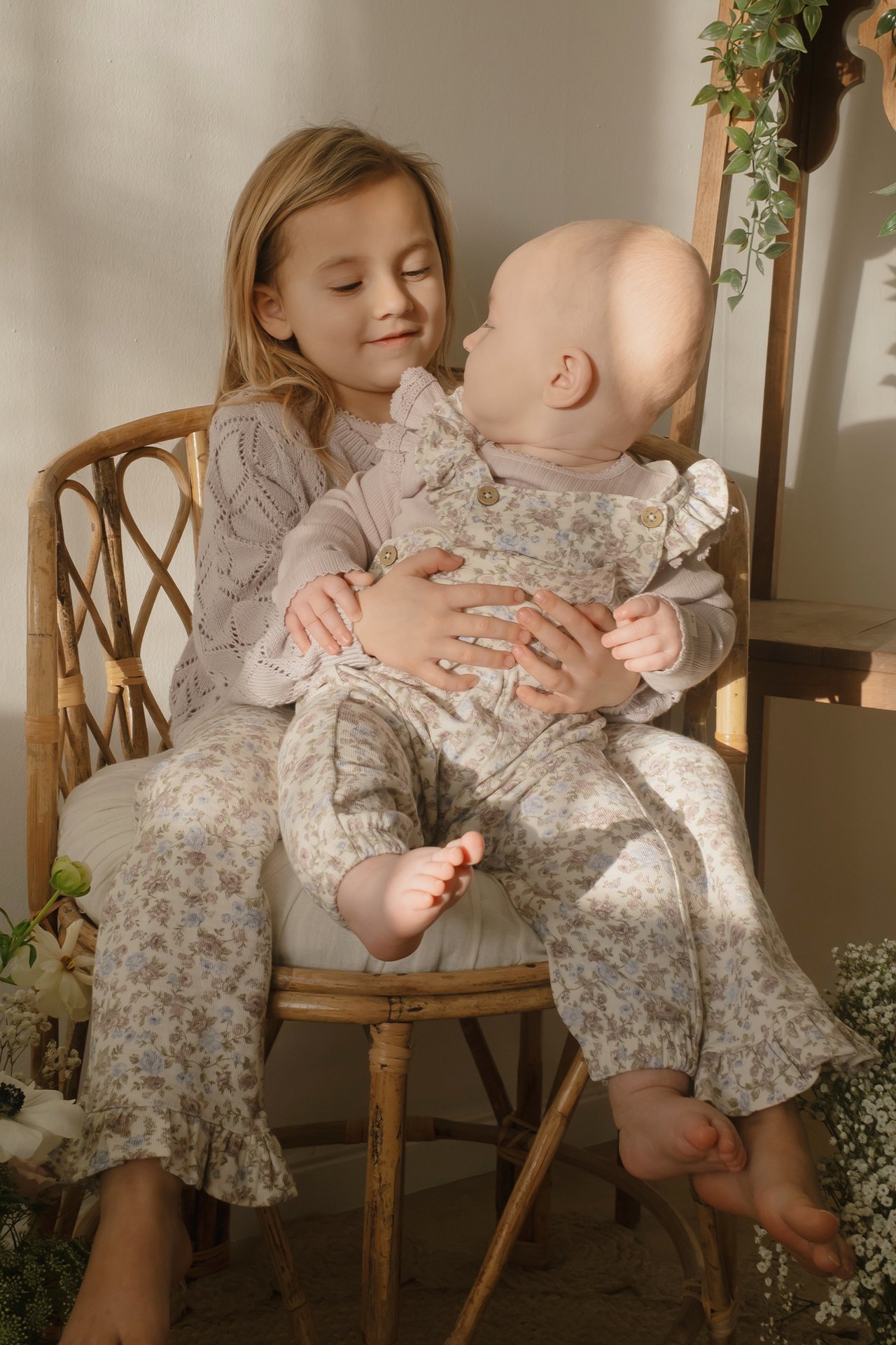 Matchende klær for søskenmatching fra Newbie.