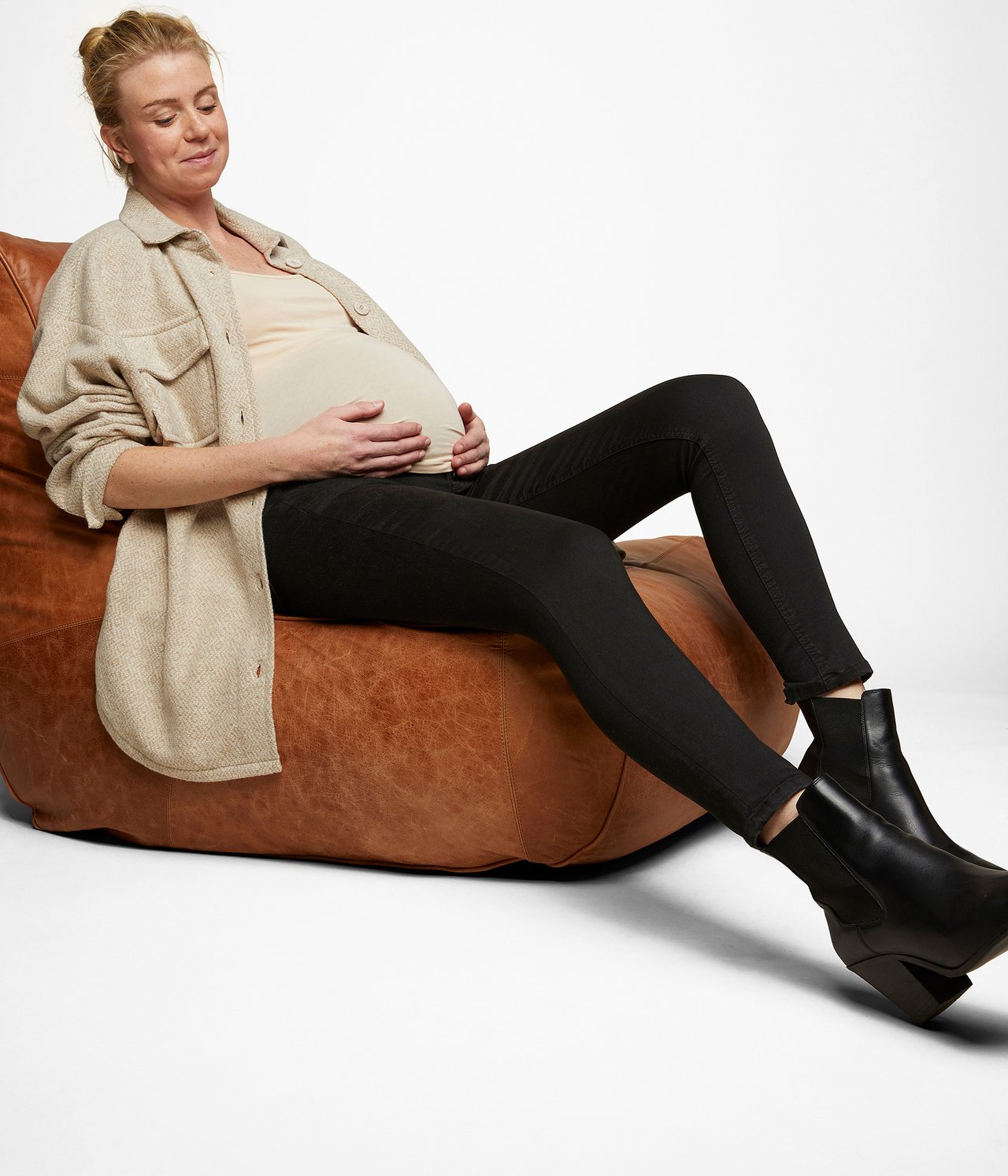 Jeansy ciążowe slim fit - Czarne - 2