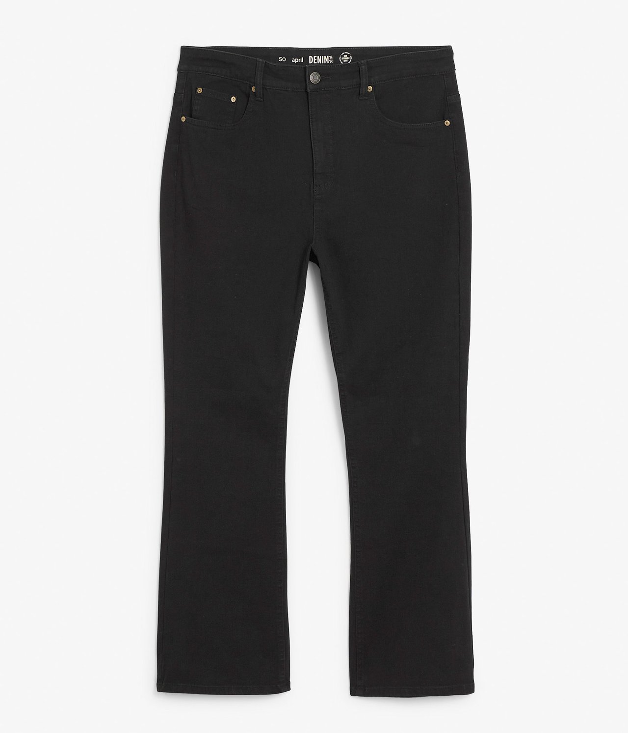 Edestä näkymä mustista korkeavyötäröisistä bootcut-farkuista yksivärisestä denimistä.