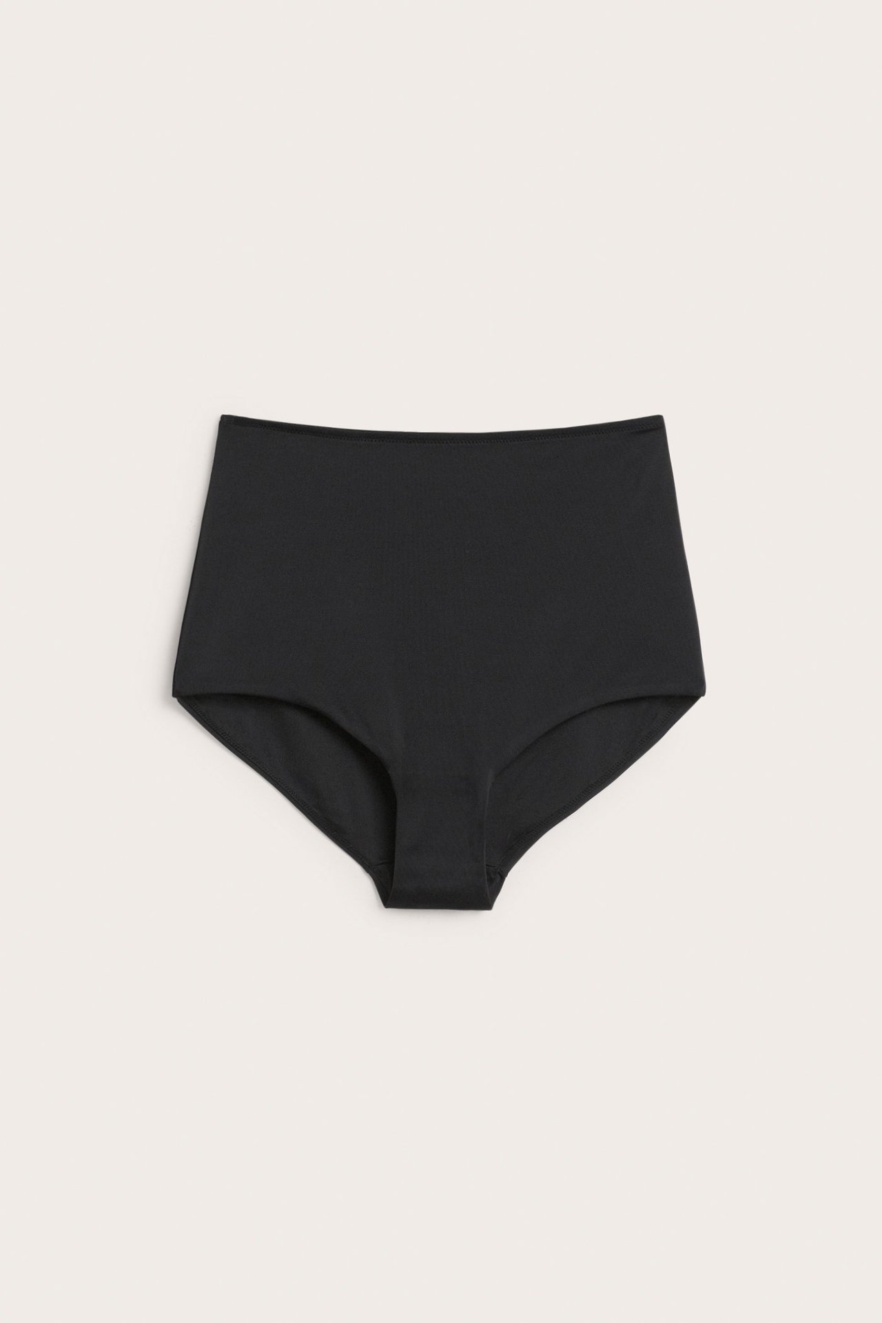 Frontvisning av en svart, ensfarget, formende høy midje bikini underdel for dame.