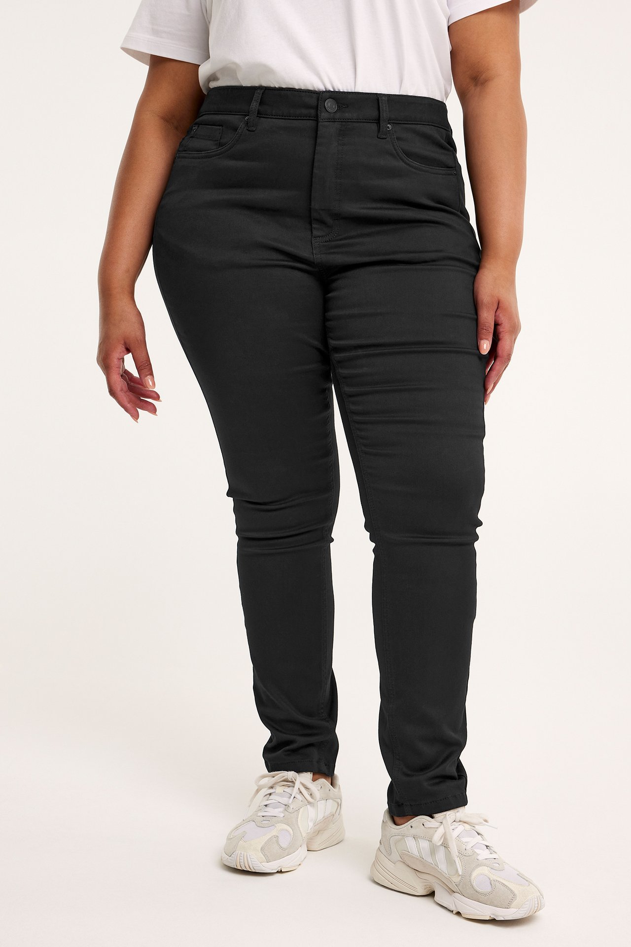 Ebba slim jeans - Musta - 172cm / Storlek: 50 - 3