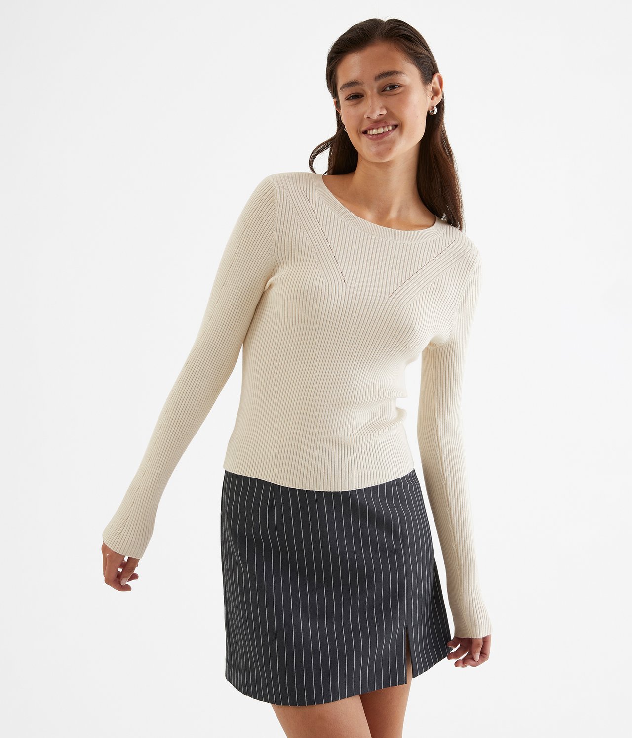 Ribbstickad tröja - Offwhite - 2