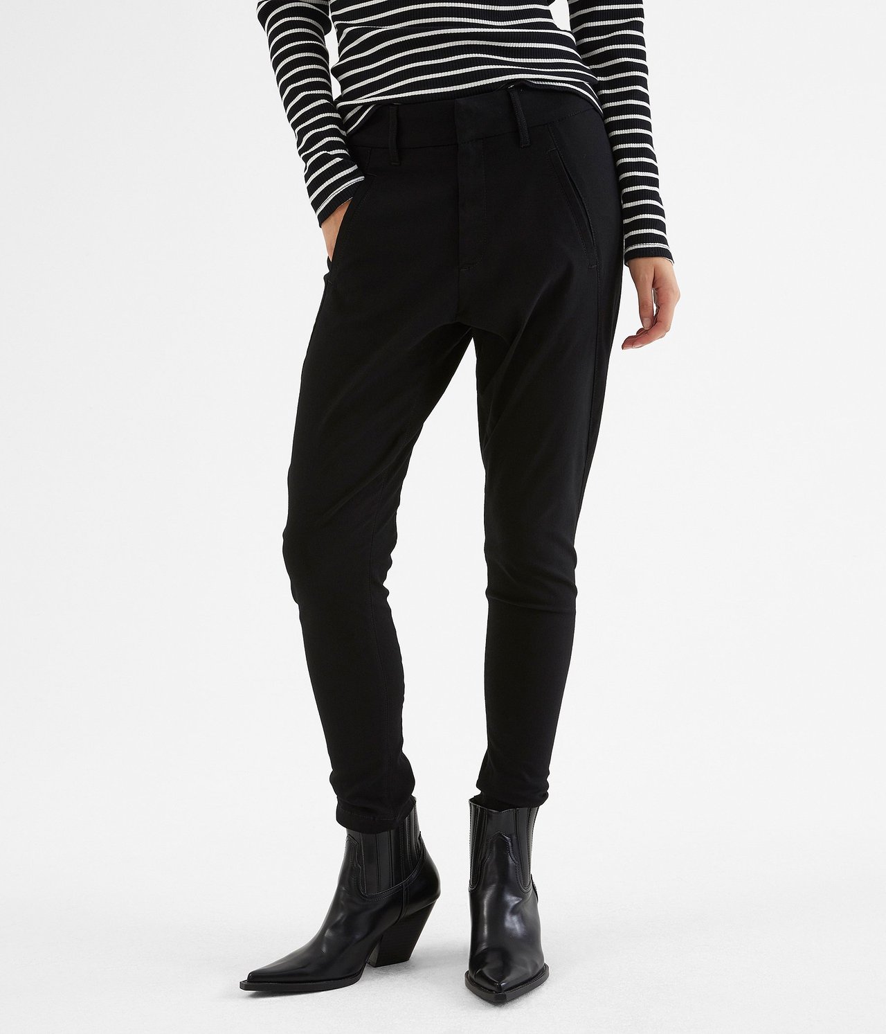 Spodnie boyfriend slim fit