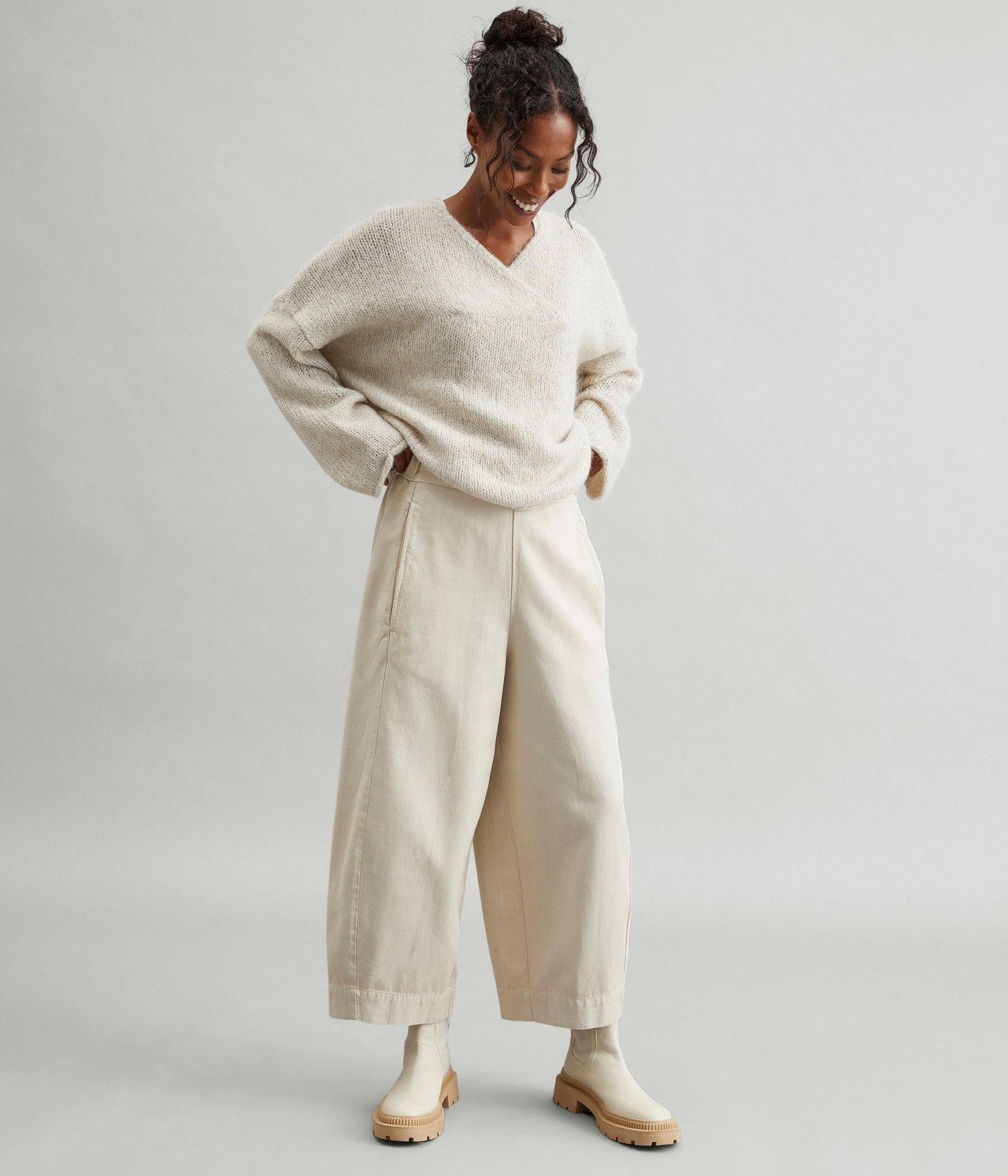 Dzianinowy sweter - Jasnobeżowy - 4