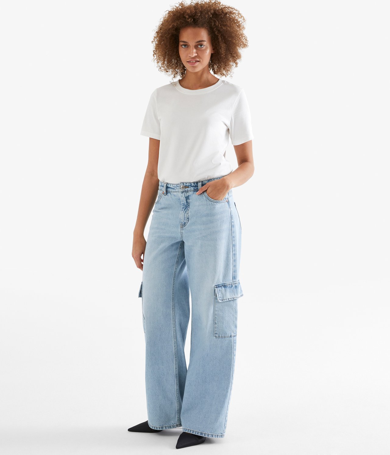 Wide Jeans High Waist med cargofickor - Ljus denim - 2
