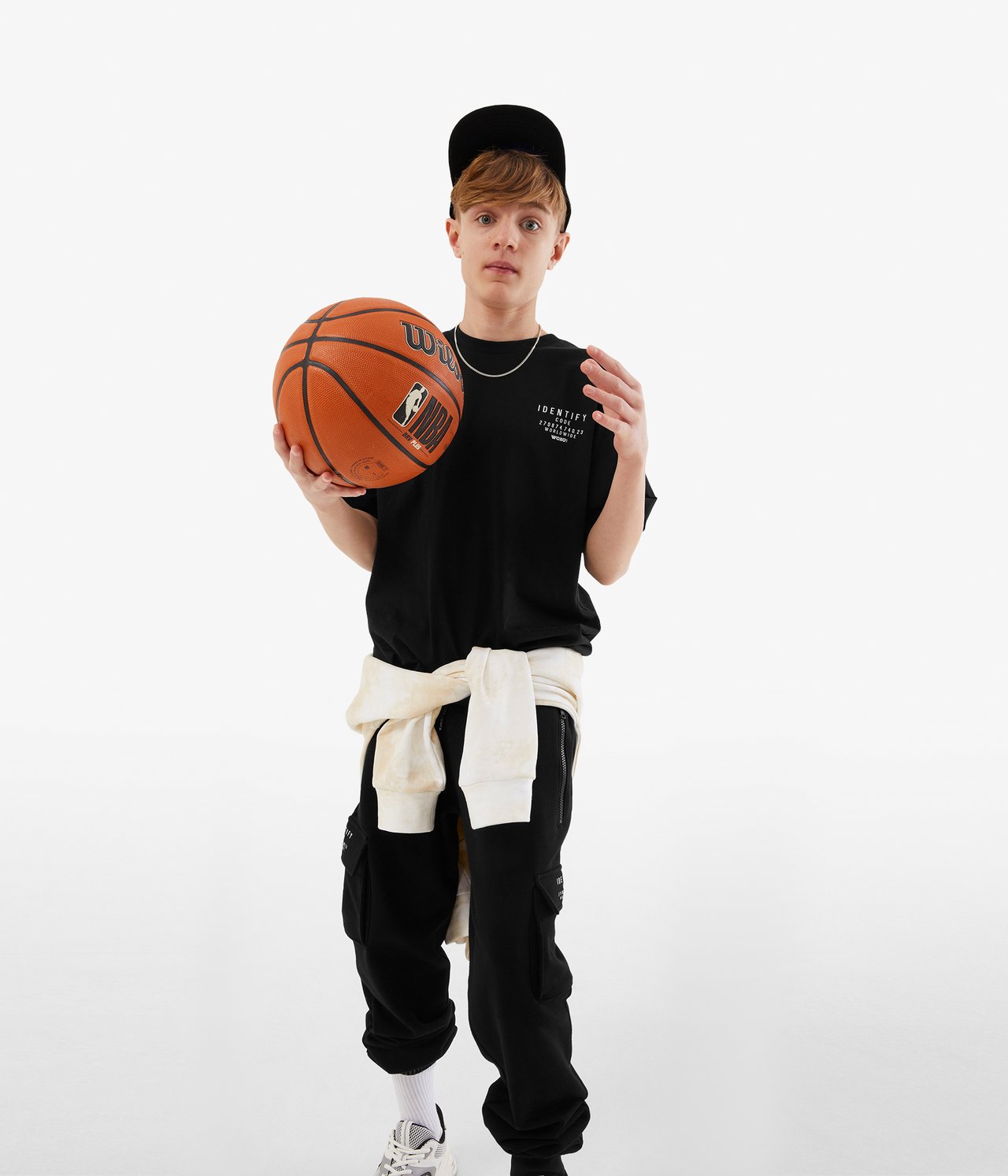 Oversized T-skjorte med trykk på ryggen - Svart - 2