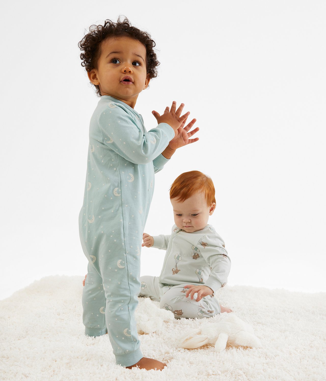 Mönstrad babypyjamas 2-pack - Ljusgrön - 1