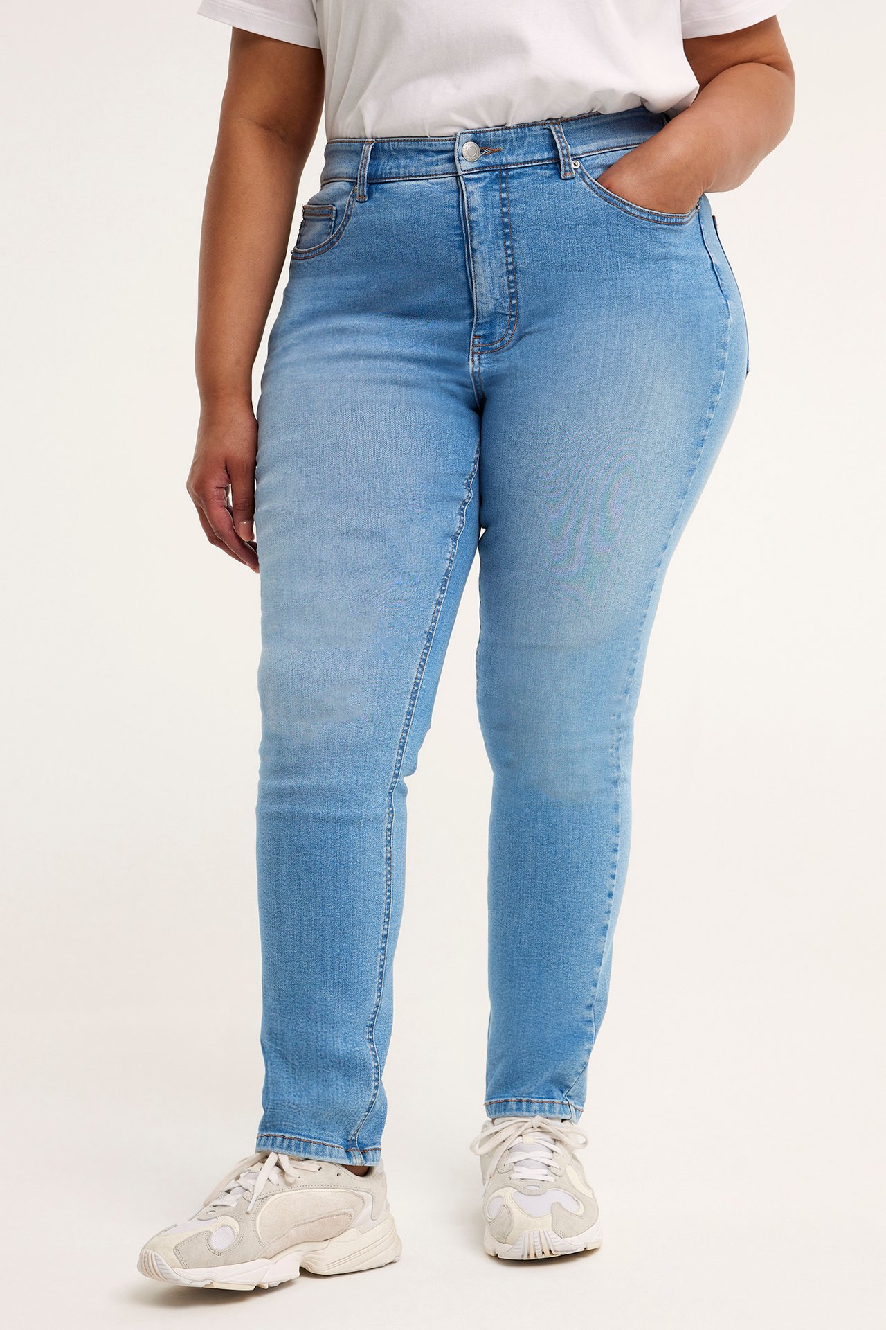 Embracing jeans high waist - Ljus denim - 3