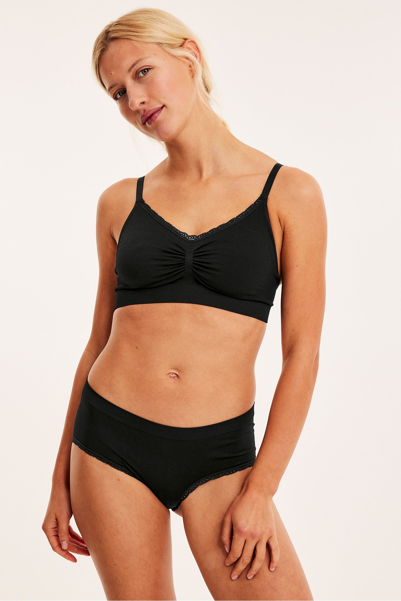 Bøyleløs BH seamless - Svart - 2