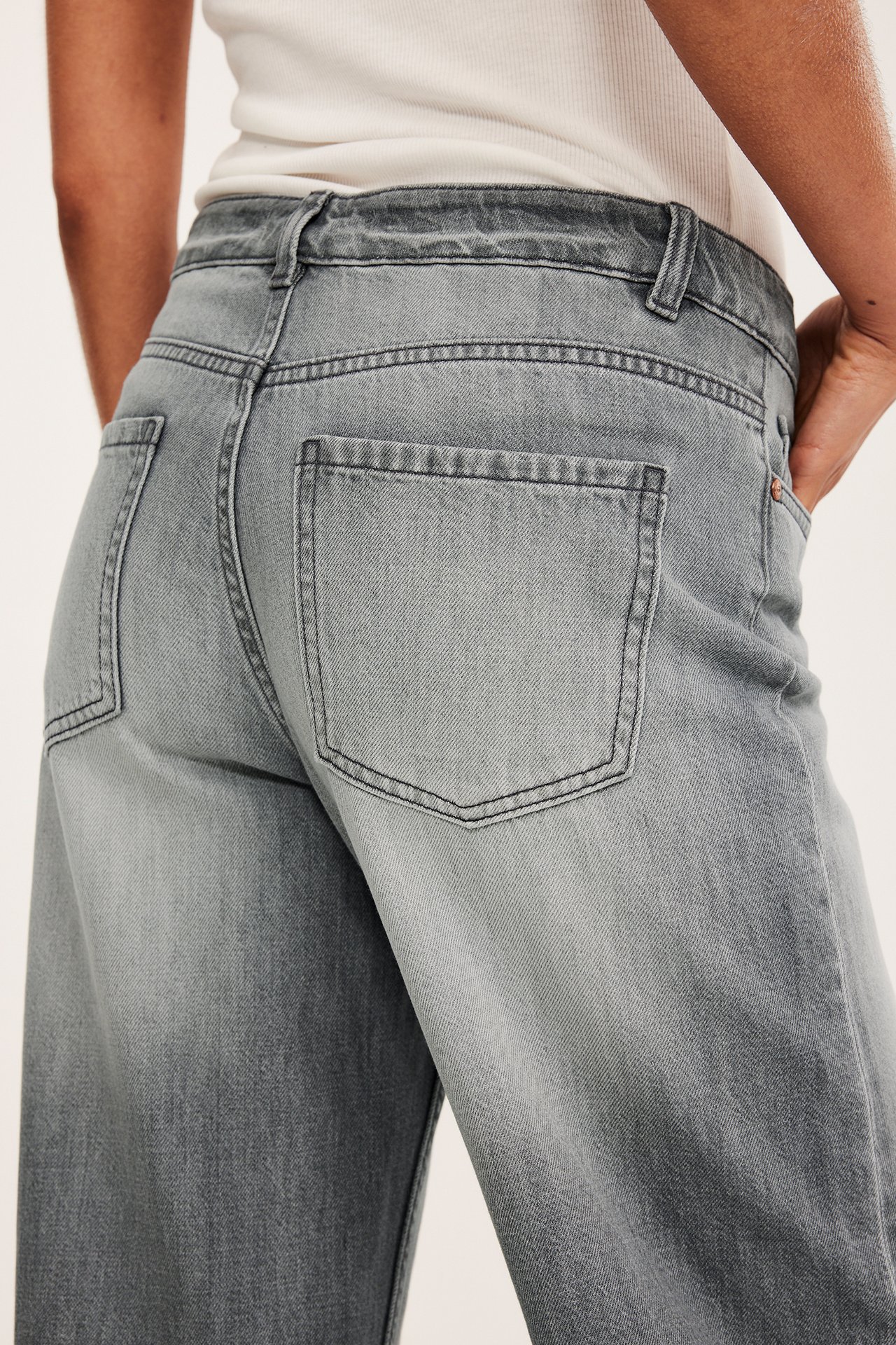 Wide Jeans High Waist - Vaaleanharmaa - 6