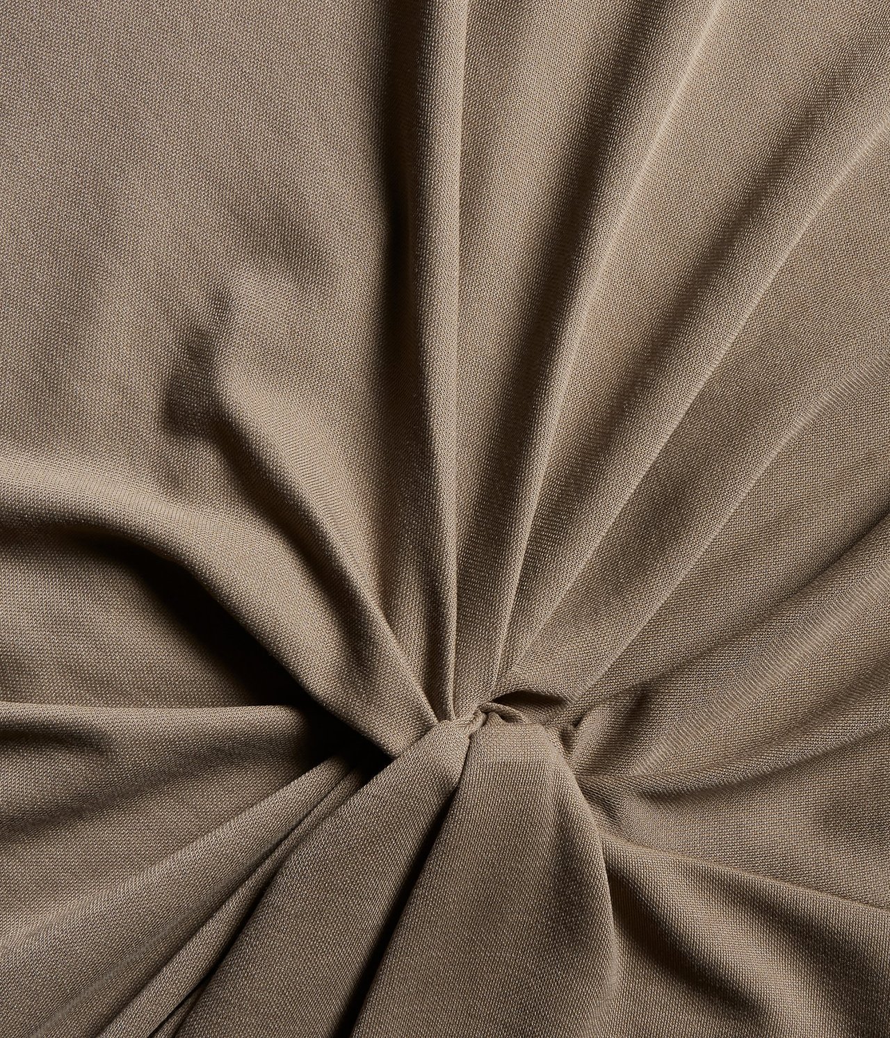 Długa sukienka z trykotu