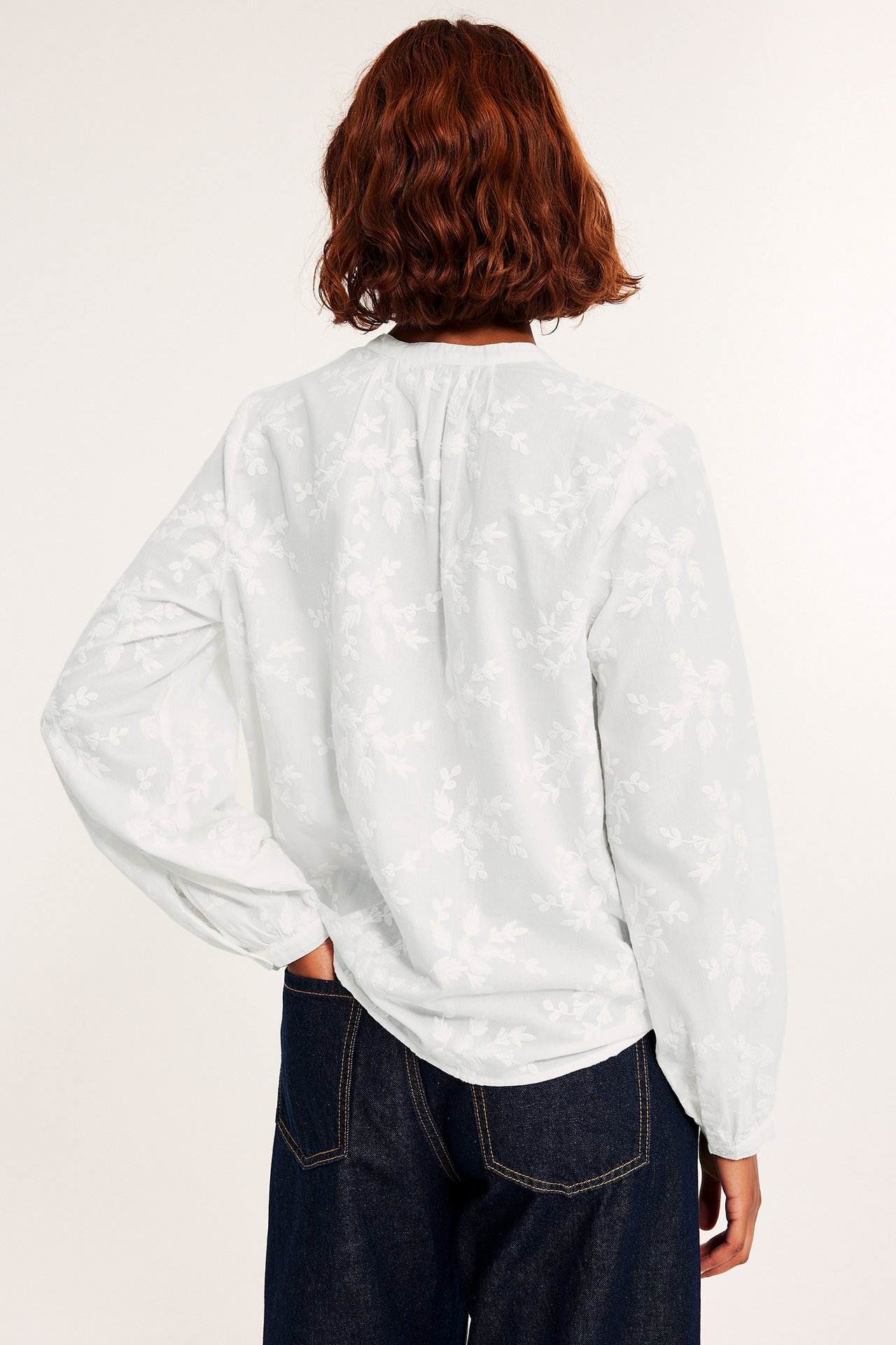 Bluzka z haftem - Offwhite - 6