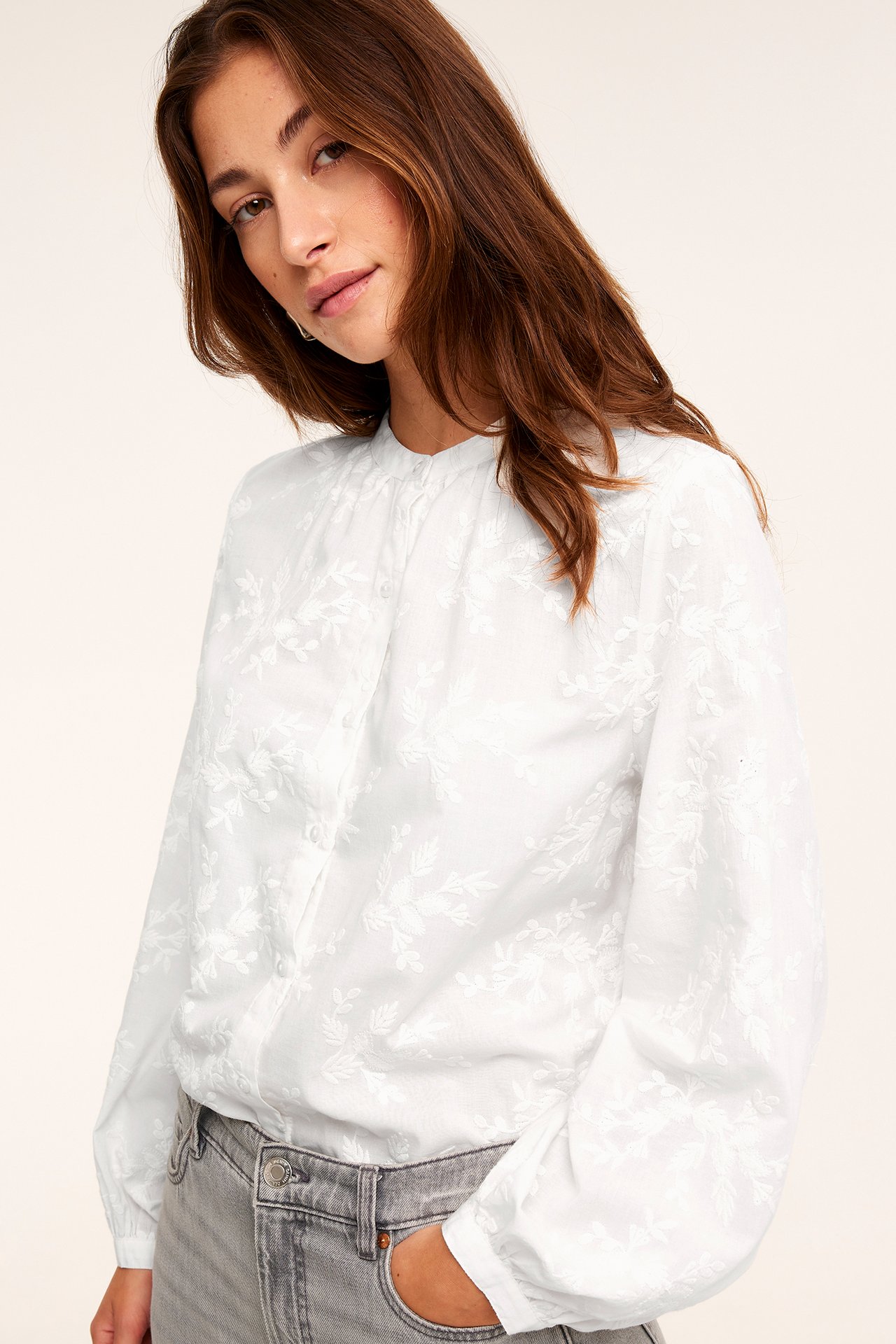 Blus med brodyr - Offwhite - 7