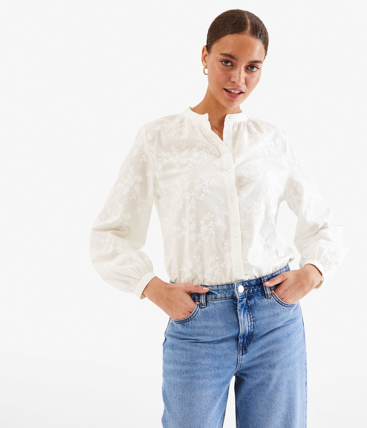 Bluse med brodering Offwhite - null - 0