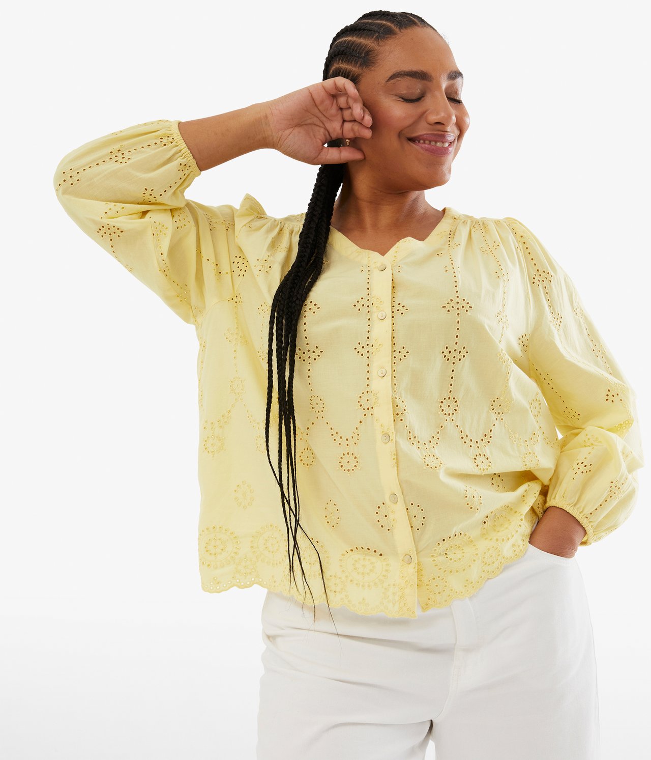Bluse med brodering - Lys beige - 2