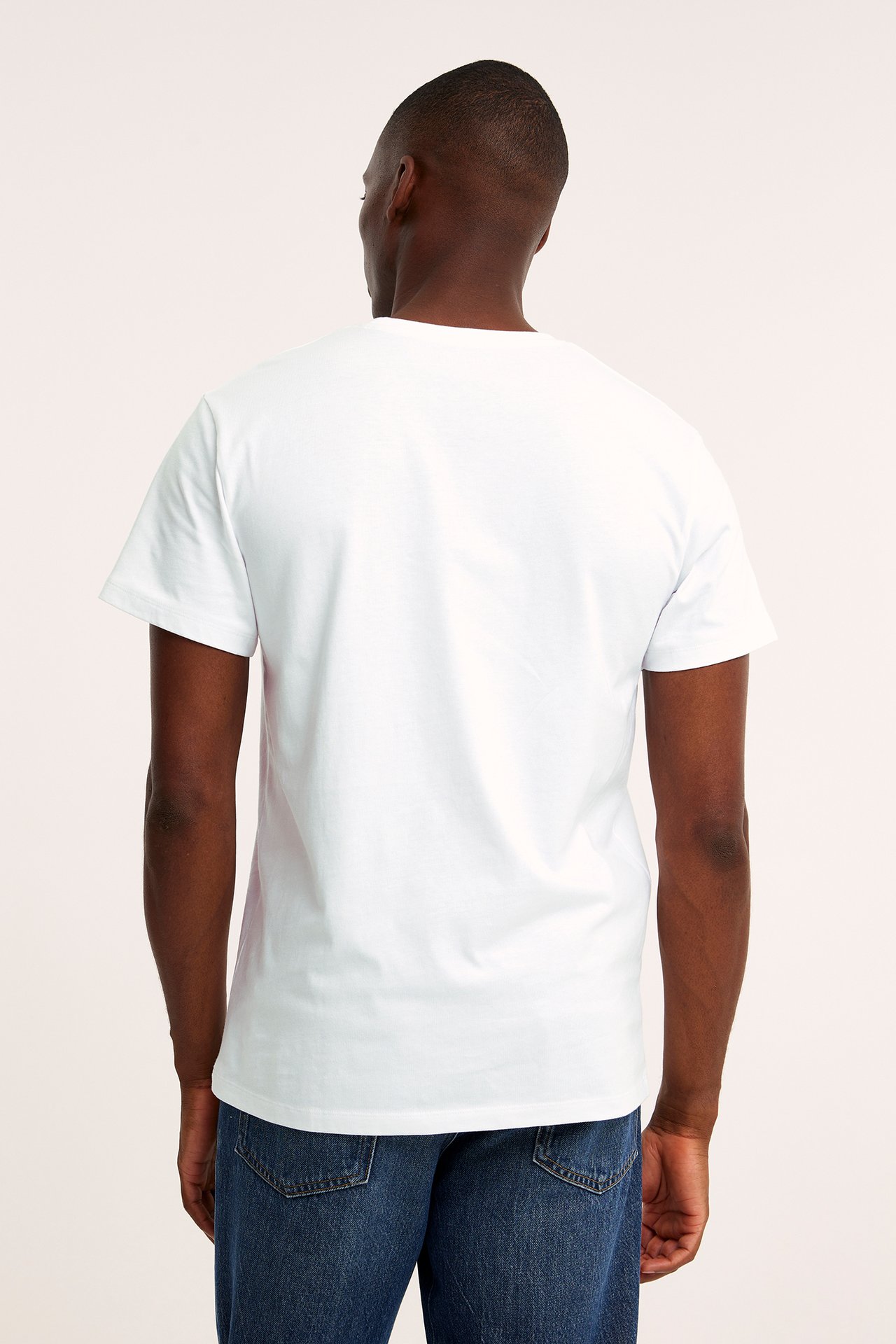 Rundhalsad t-shirt - Vit - 185cm / Storlek: M - 3