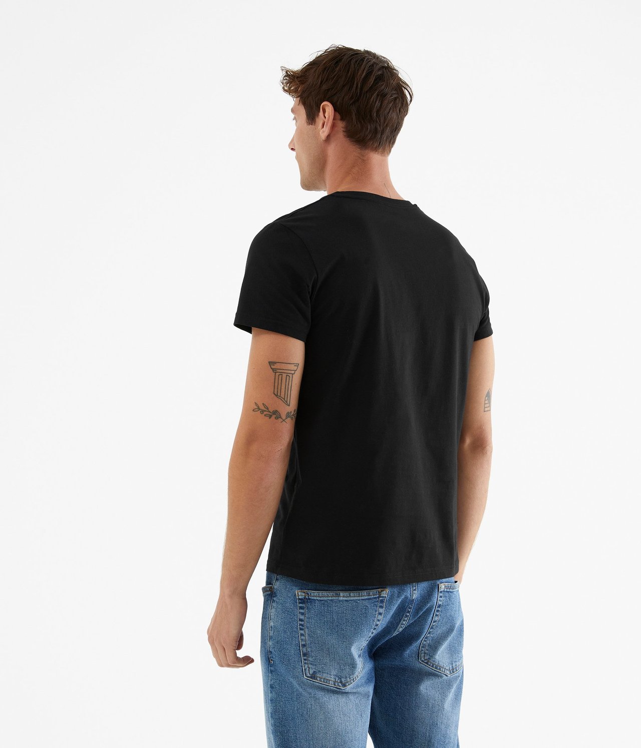 Pyöreäkauluksinen t-paita - Musta - 7