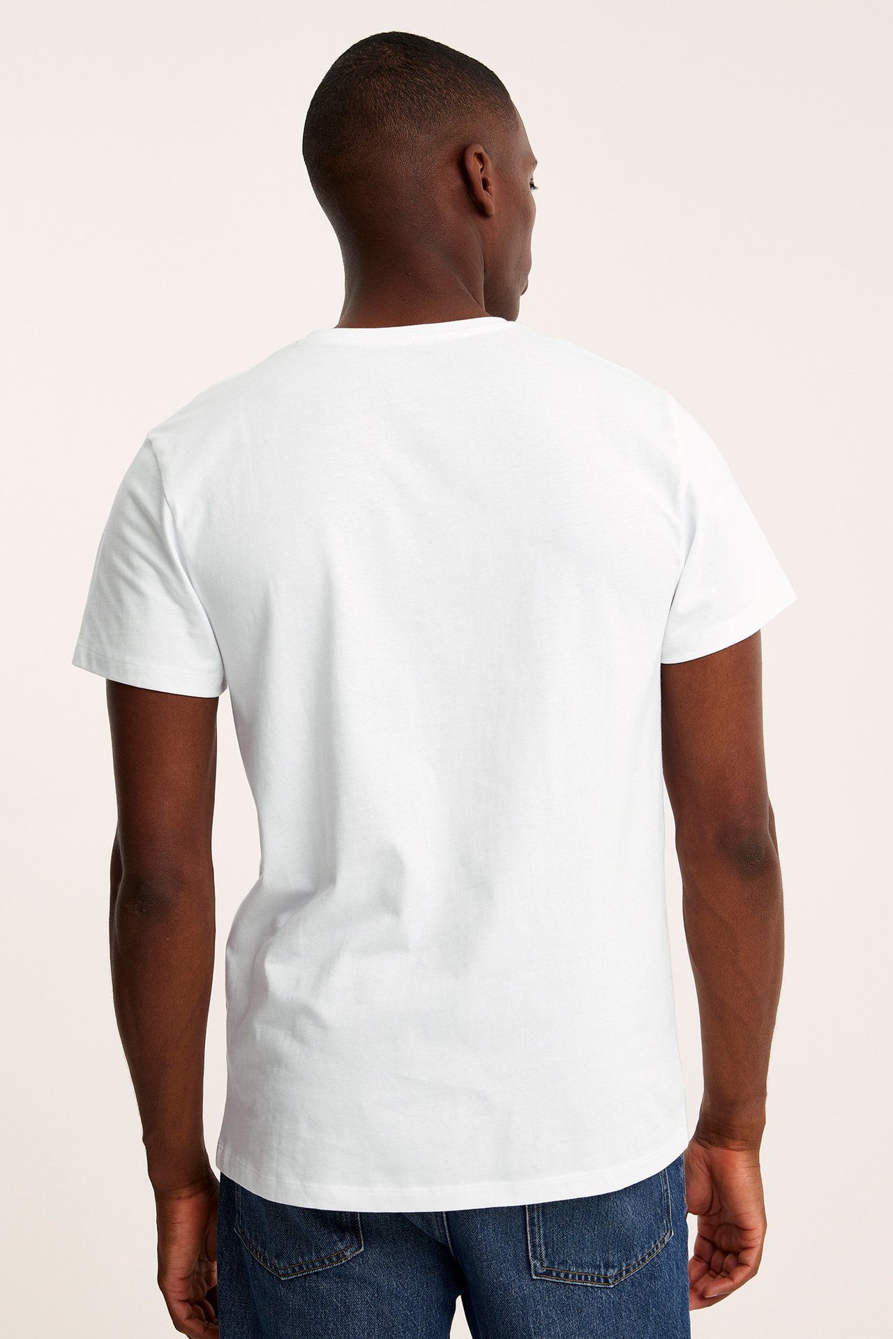 V-ringad t-shirt - Vit - 185cm / Storlek: M - 3