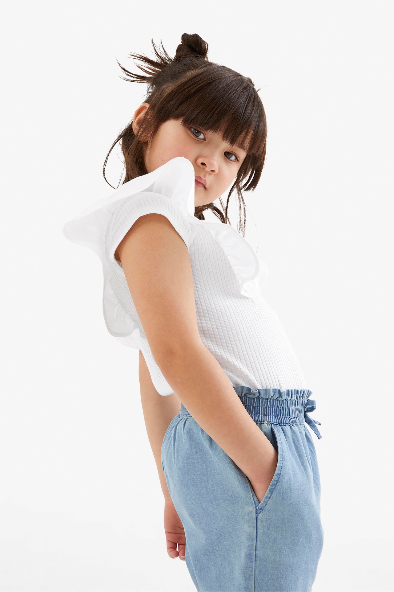 Top z falbanami - Offwhite - 1