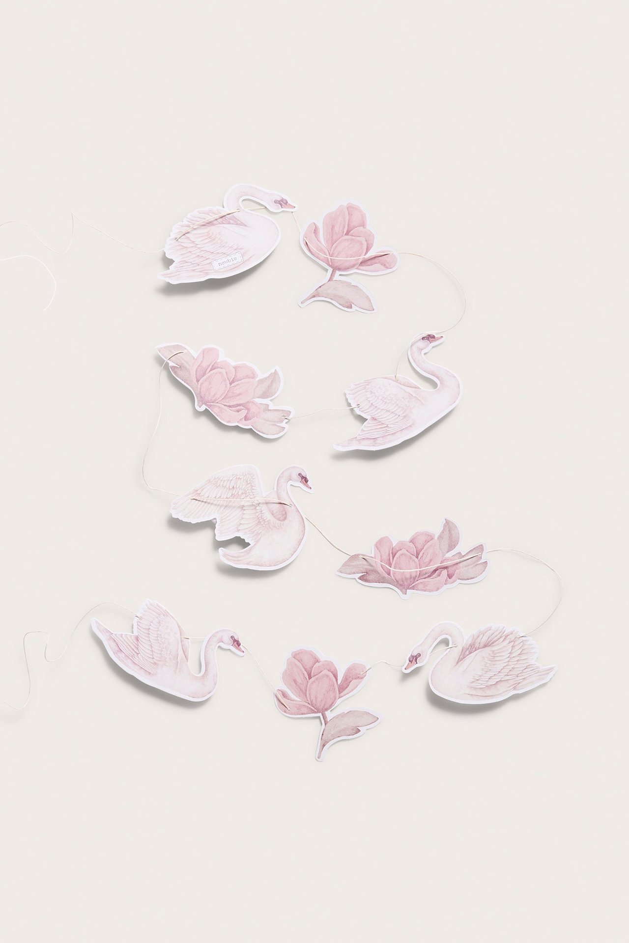 Girlander svaner og blomster