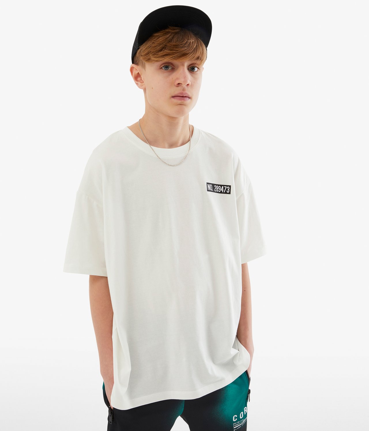 T-shirt oversize z nadrukiem na plecach - Offwhite - 3