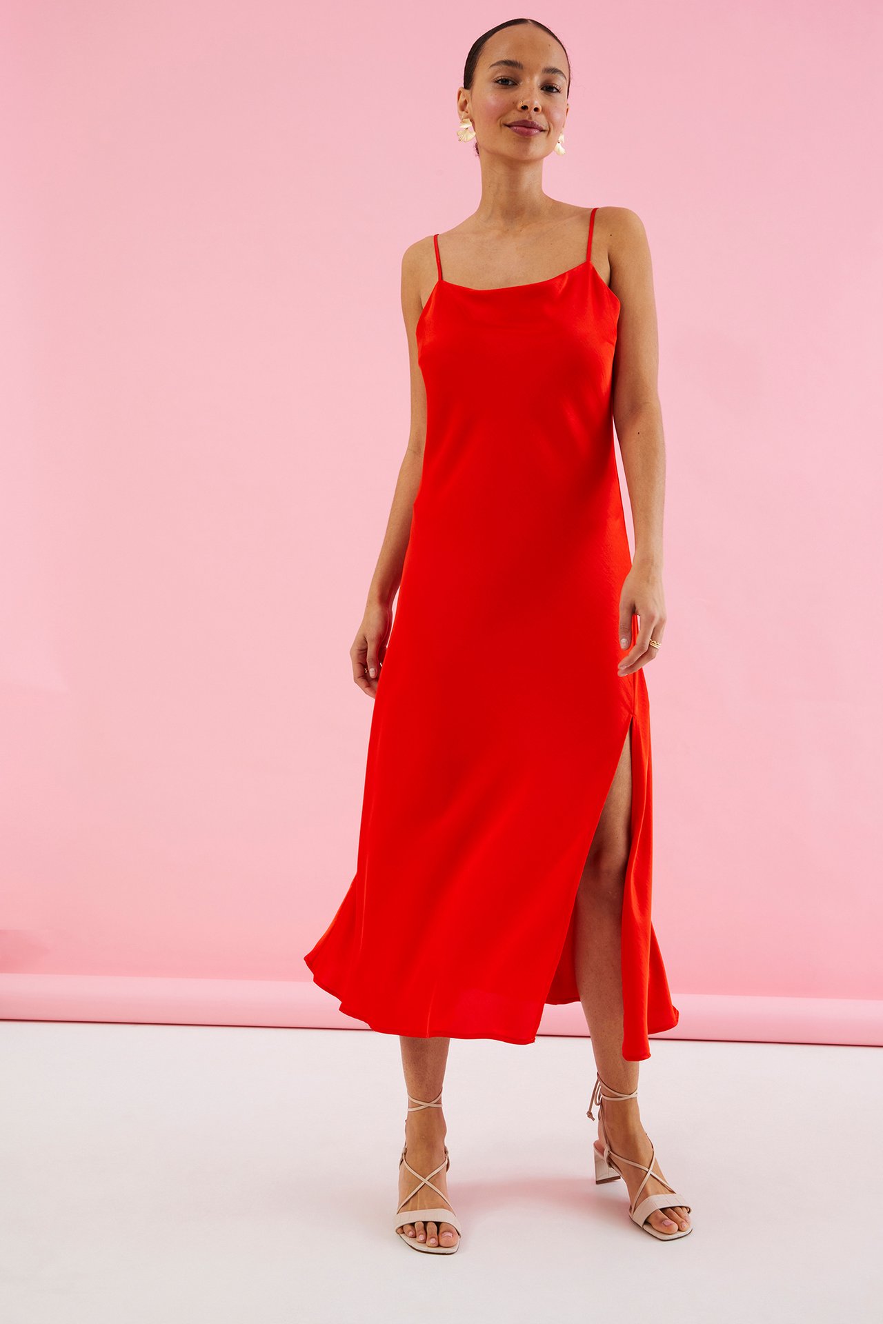 Sukienka z satyny - Czerwony - 174cm / Storlek: S - 2