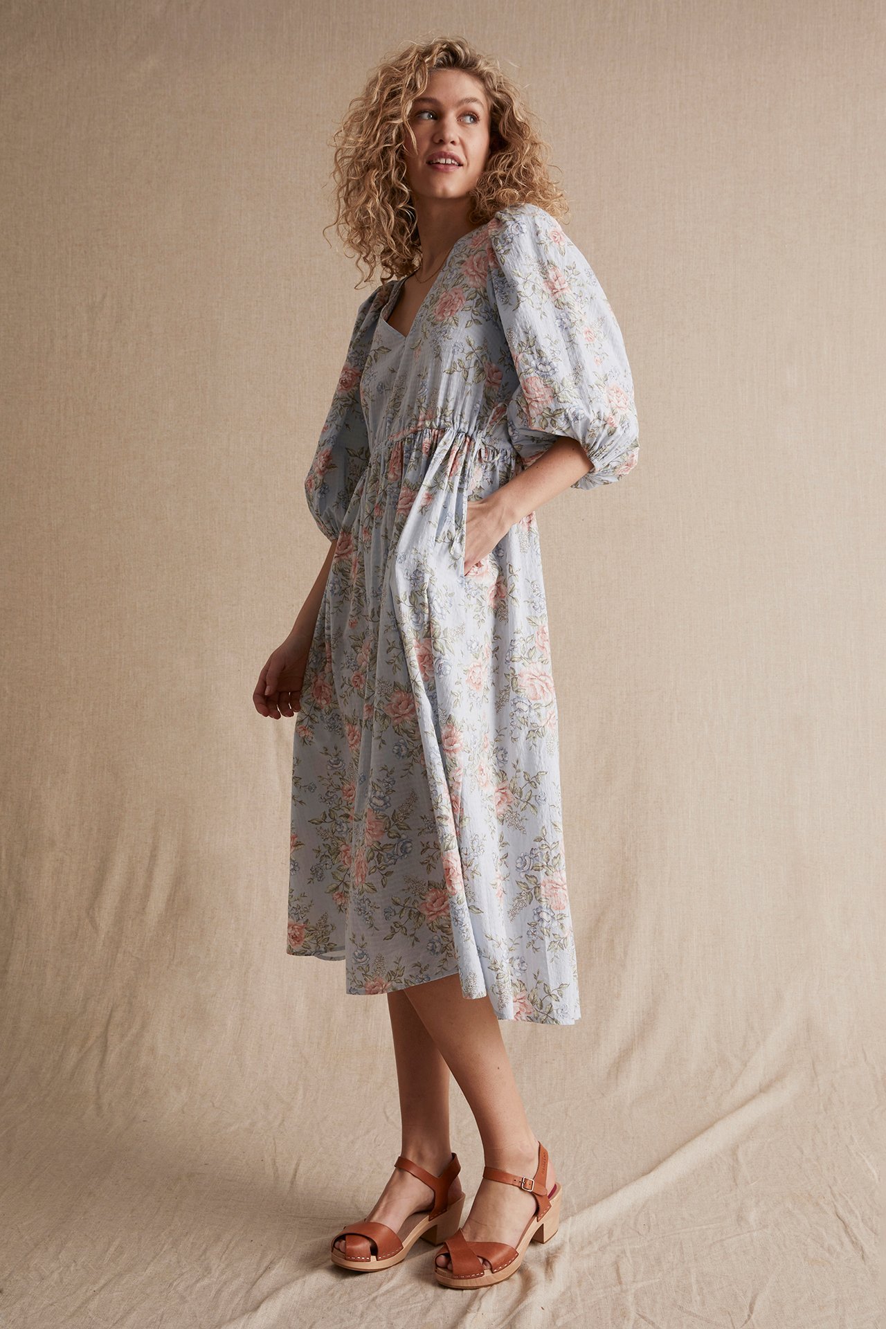 Newbie Woman -malliston kukkakuvioinen mekko - Vaaleansininen - 181cm / Storlek: S - 3