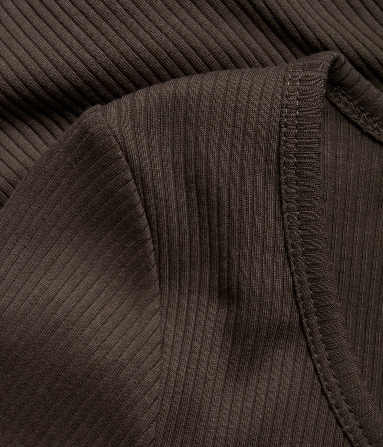 Prążkowany top z krótkim rękawem - Ciemnobrązowy - 4