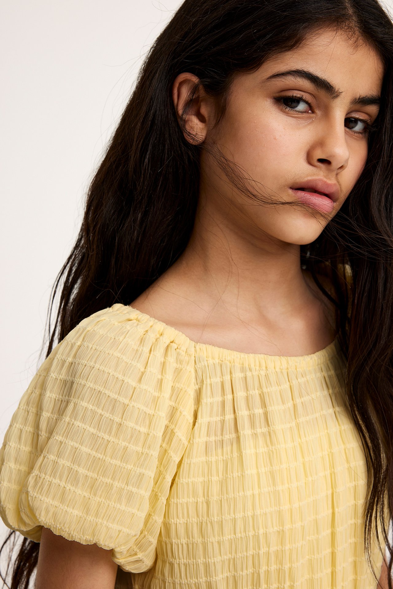 Lyhythihainen mekko - Vaaleanbeige - 2