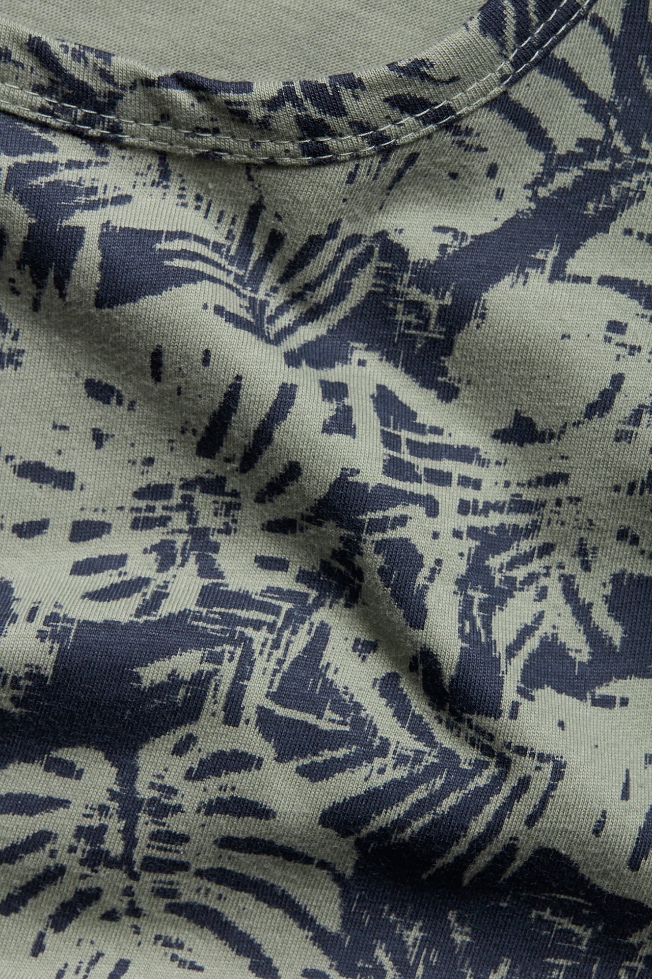 Mönstrad t-shirt - Mörkblå - 4