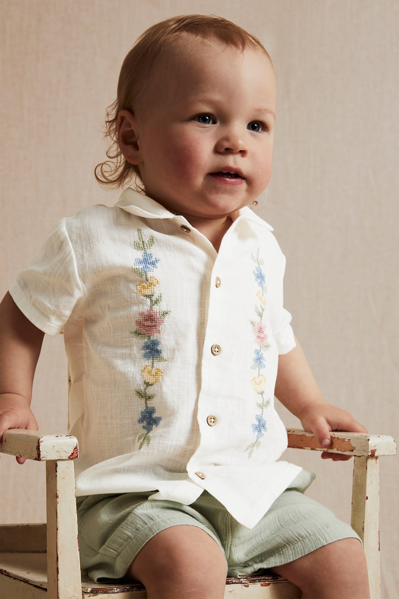 Kortärmad skjorta med blomsterbroderi Baby - Offwhite - 4
