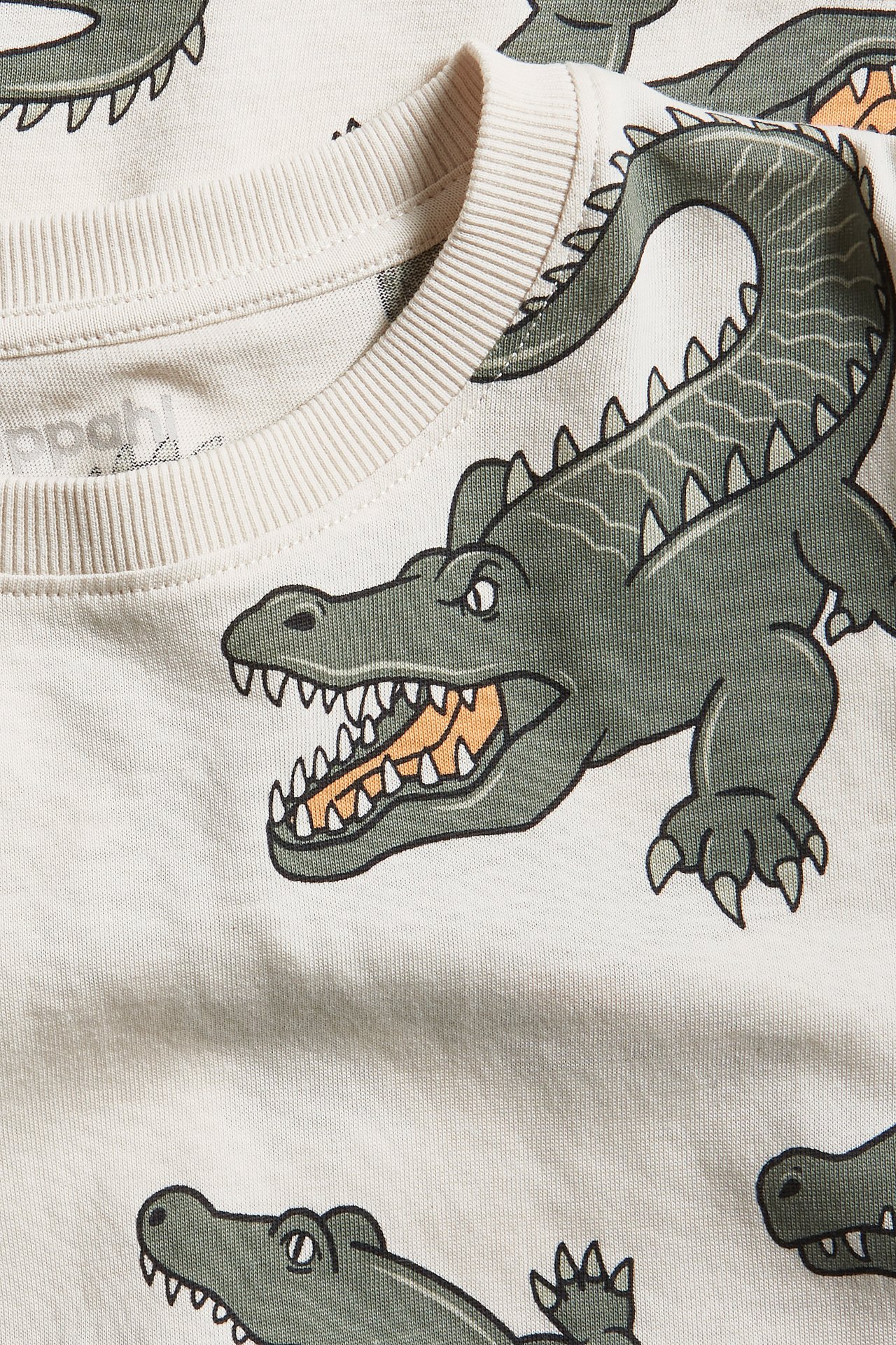 T-paita, jossa on krokotiiliteema - Vaaleanbeige - 6