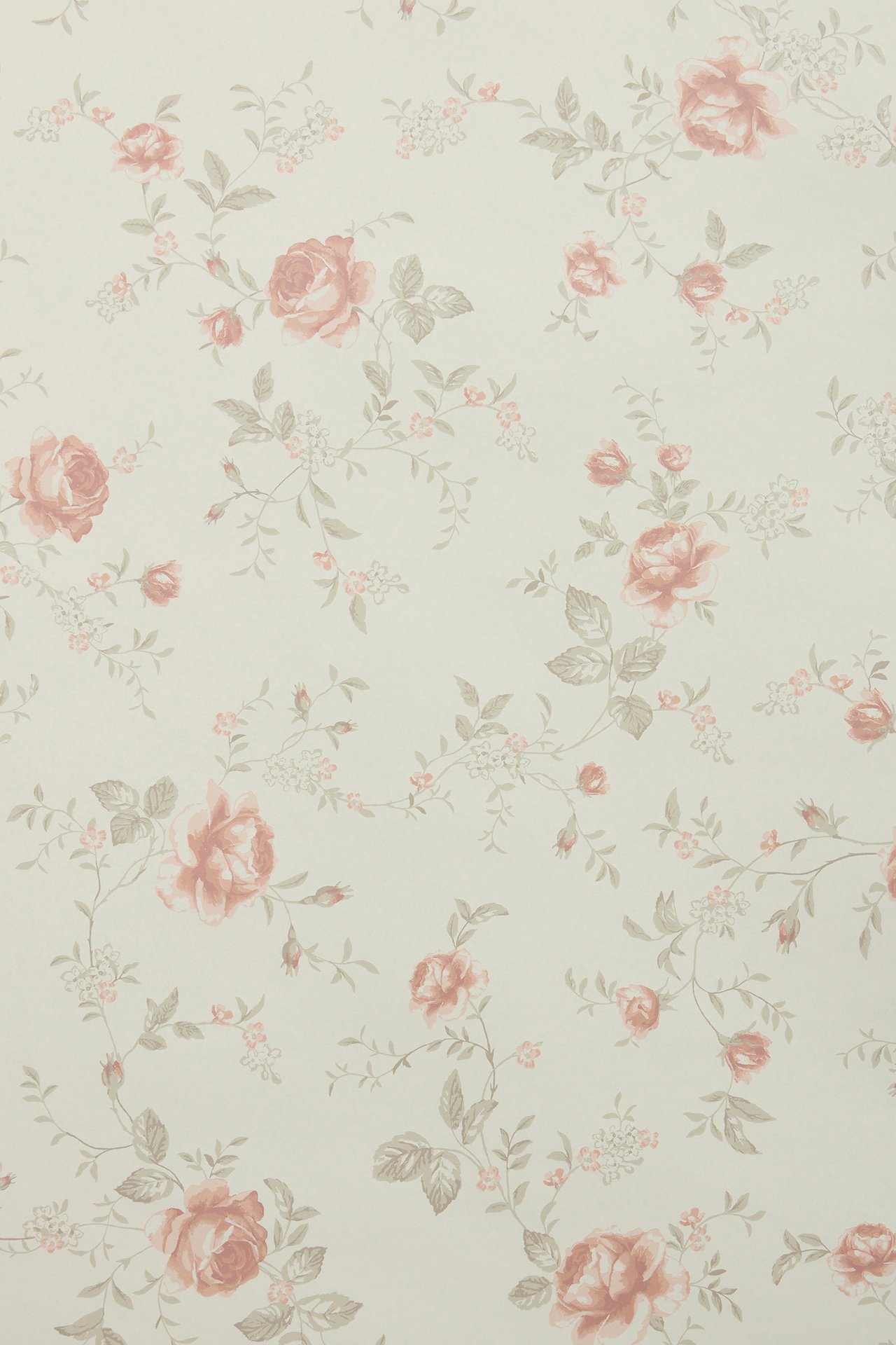 Beżowa tapeta papierowa z kwiatowym wzorem różowych róż i szarozielonych liści.
