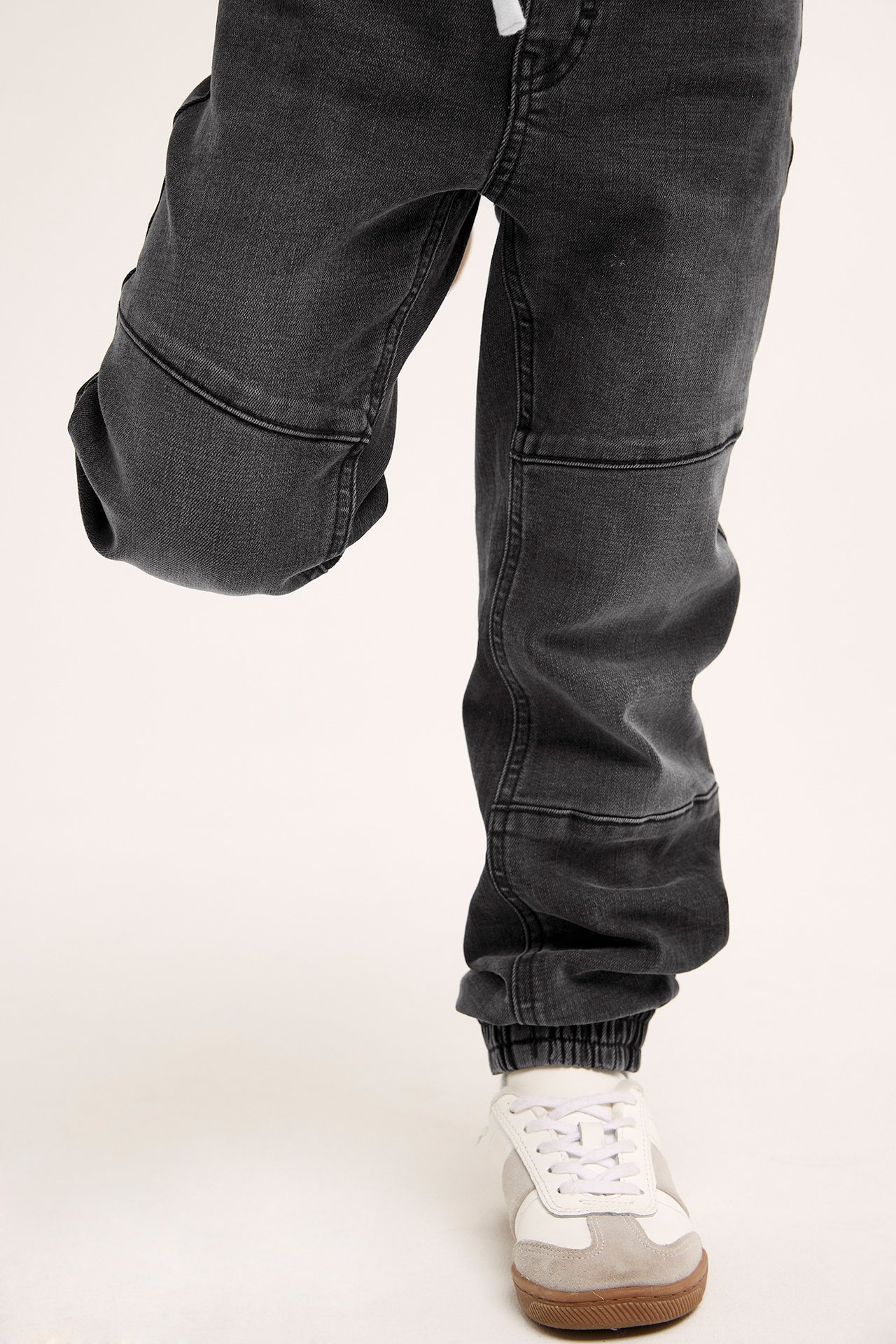 Relaxed jeans tough knee - Musta denim - 2