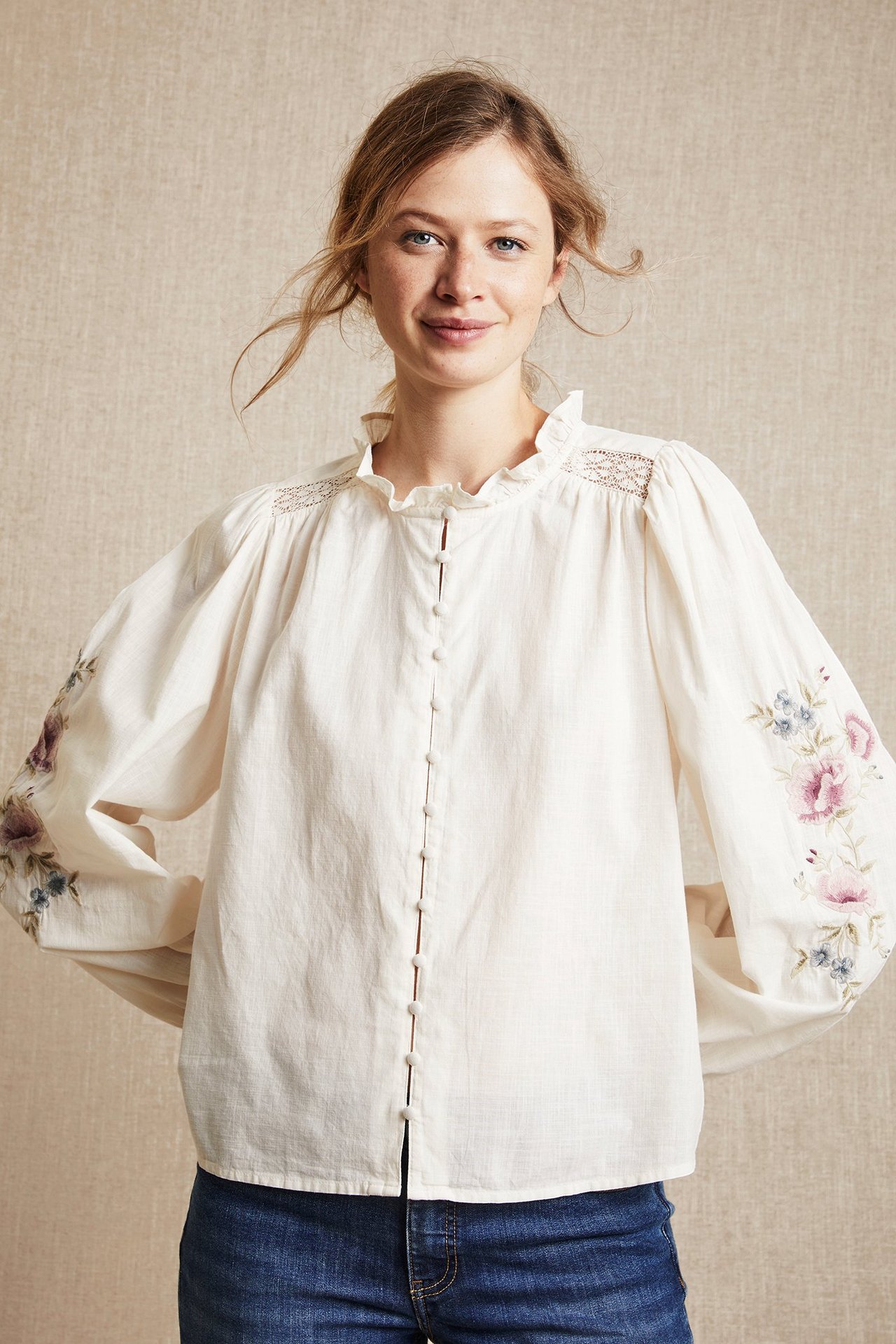 Blus med brodyr Newbie Woman - Offwhite - 180cm / Storlek: S - 1