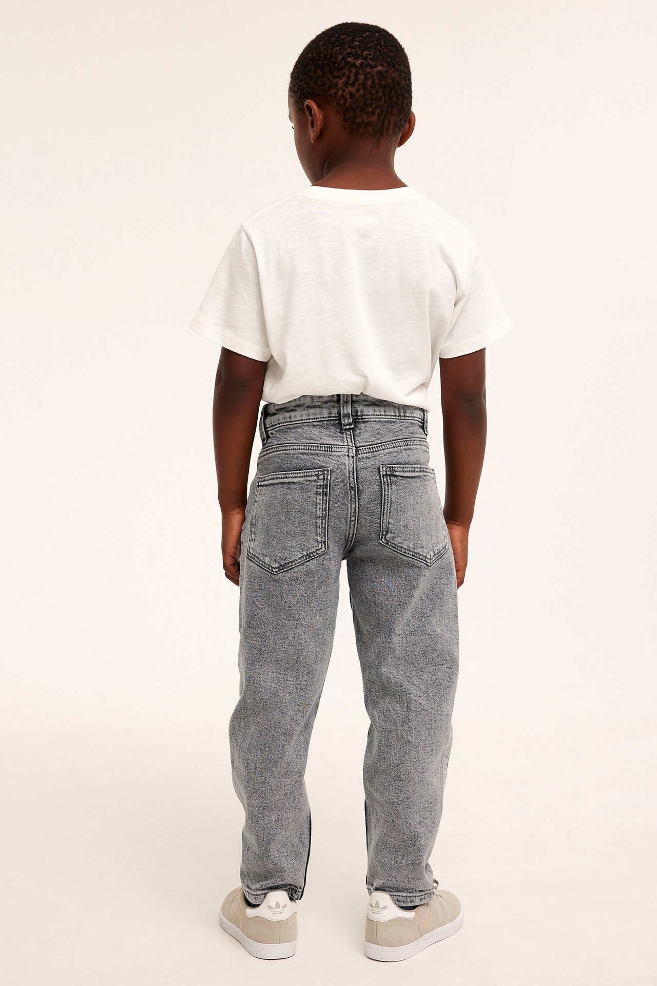 Tapered jeans - Tvättad svart denim - 4