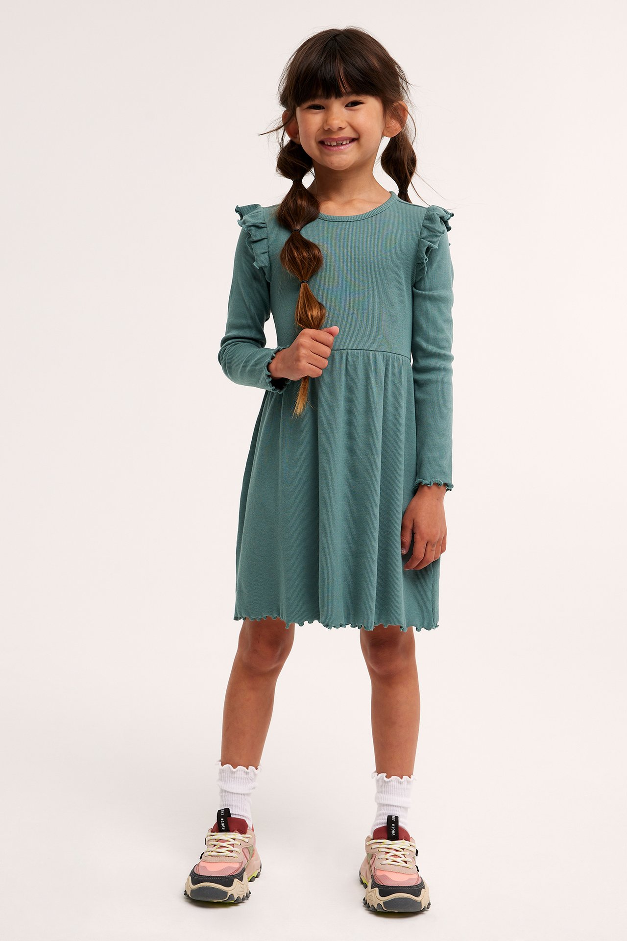 Prążkowana sukienka z długimi rękawami - Ciemnozielony - 2