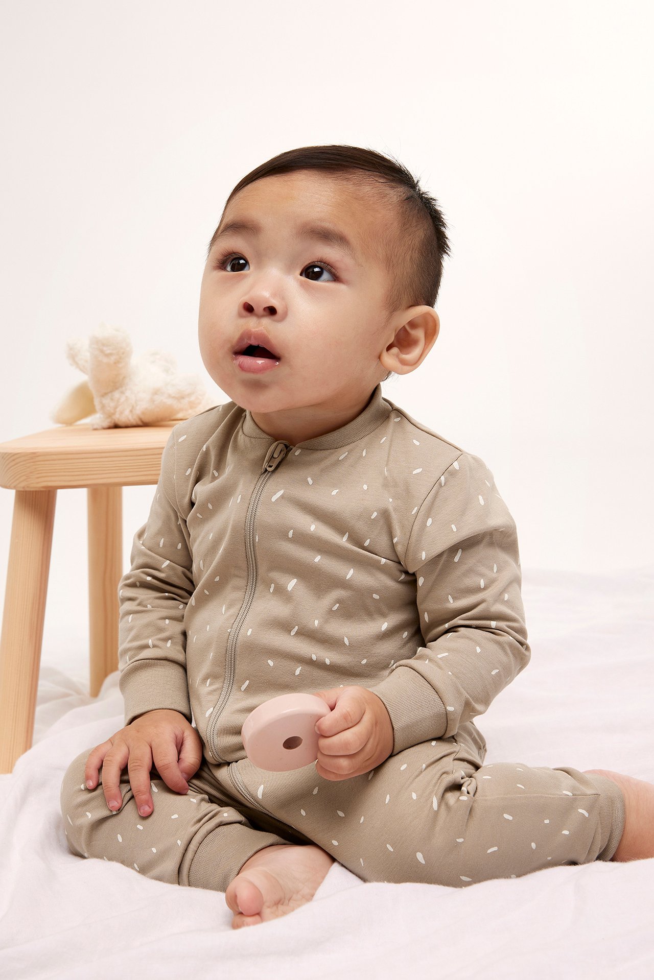 2-pk. mønstrede pyjamaser til baby - Beige - 2