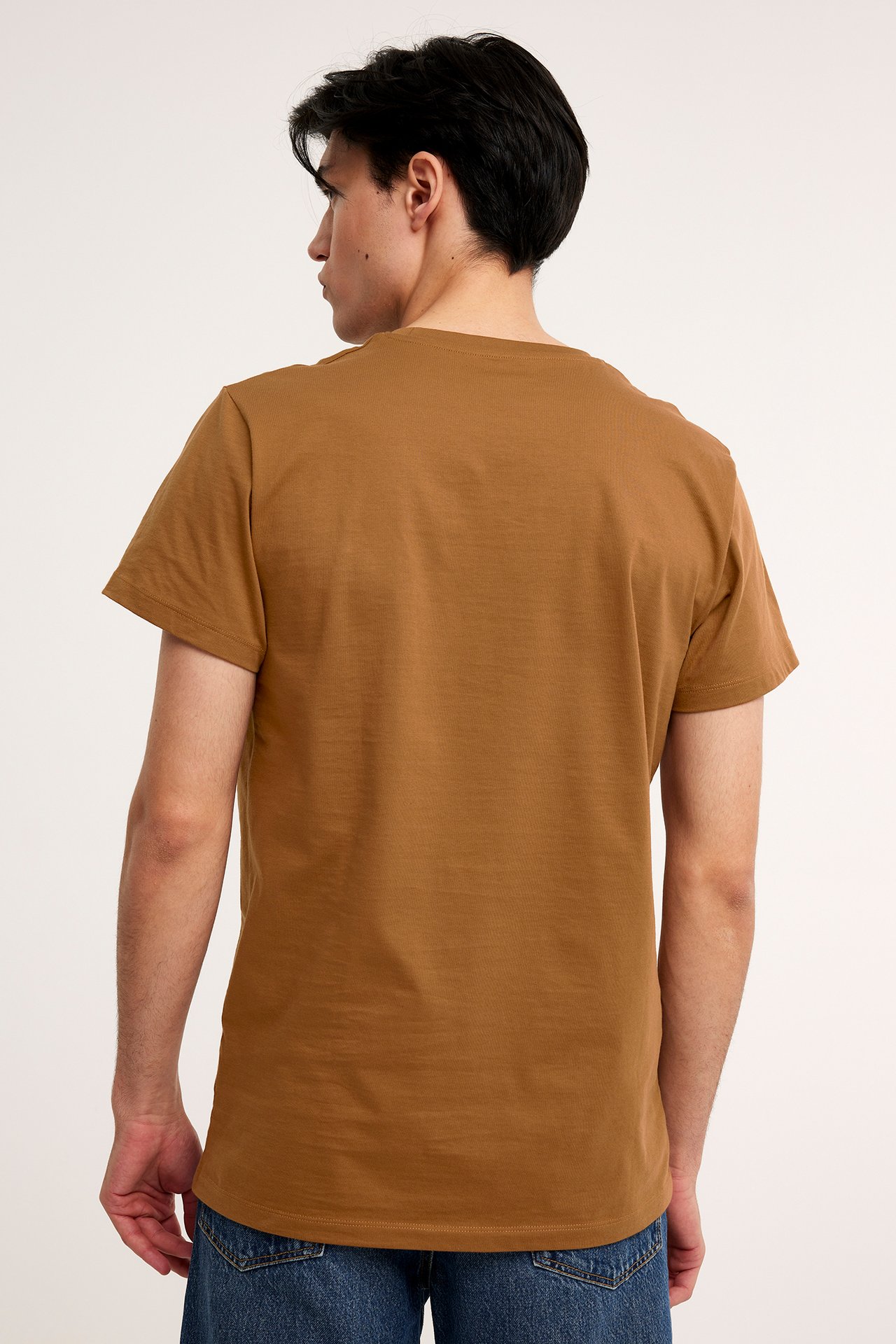 T-paita, jossa pyöreä pääntie - Ruskea - 3
