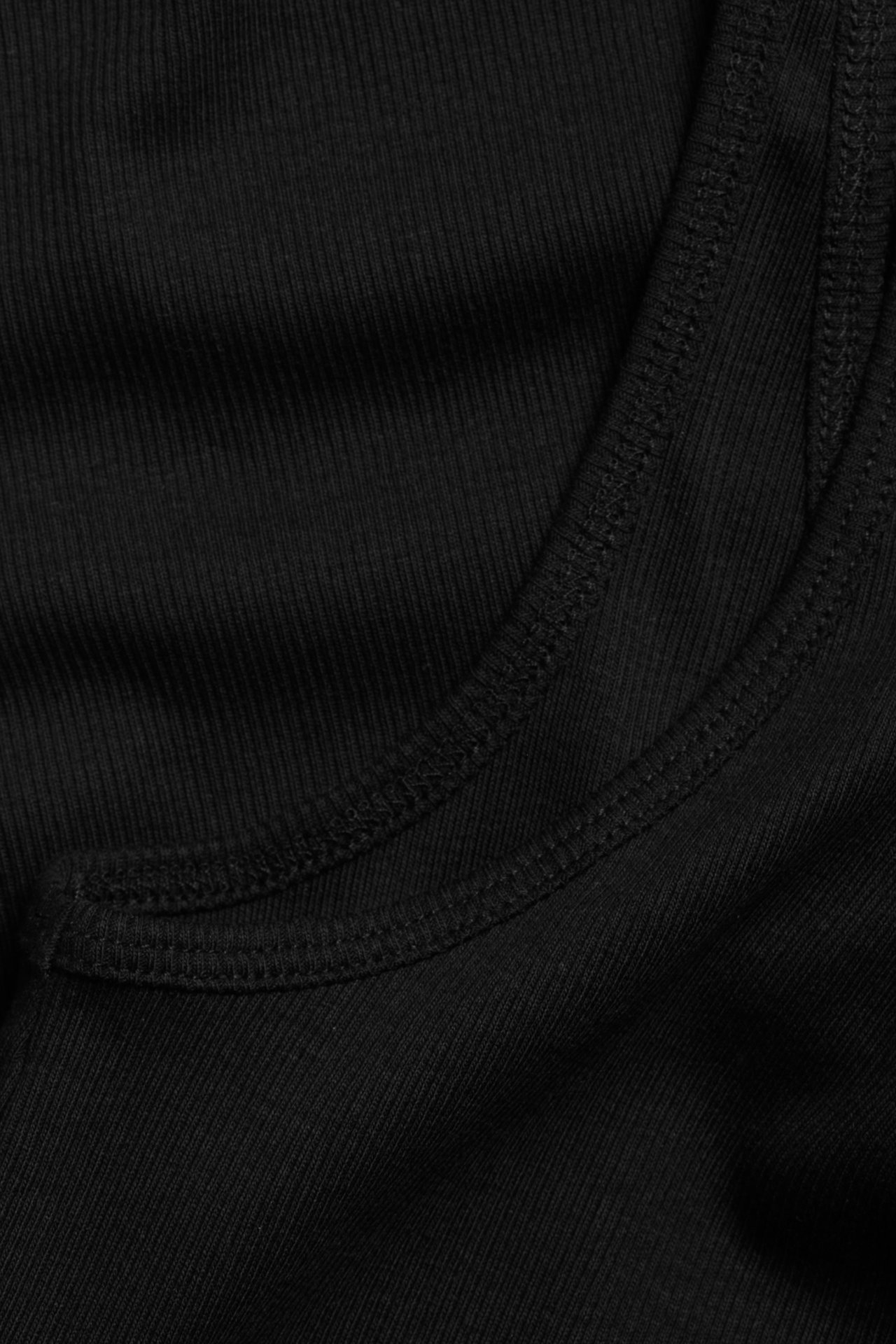 Prążkowana koszulka - Czarne - 4