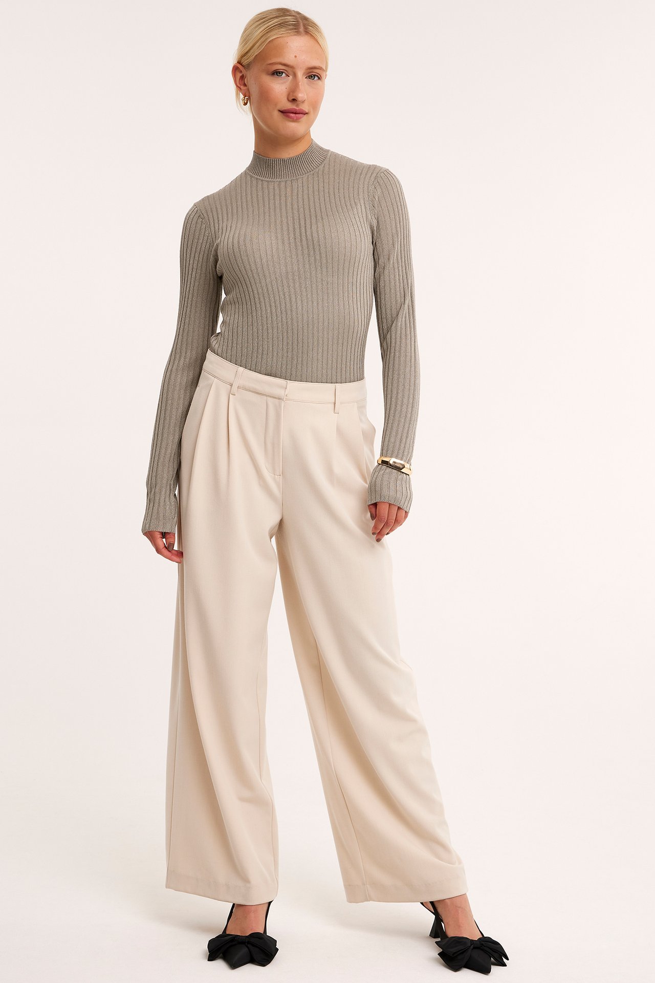 Glittrig polotröja - Mörkbeige - 2