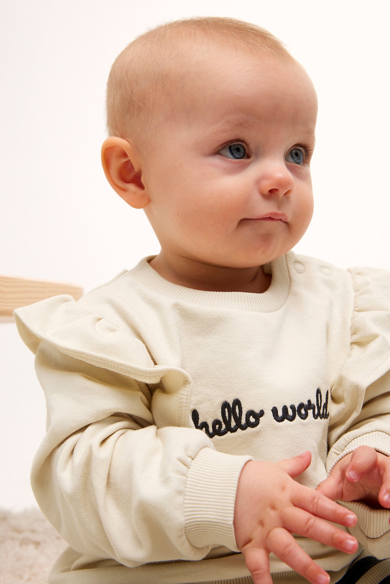 Sweatshirt med volang baby - Ljusbeige - 4