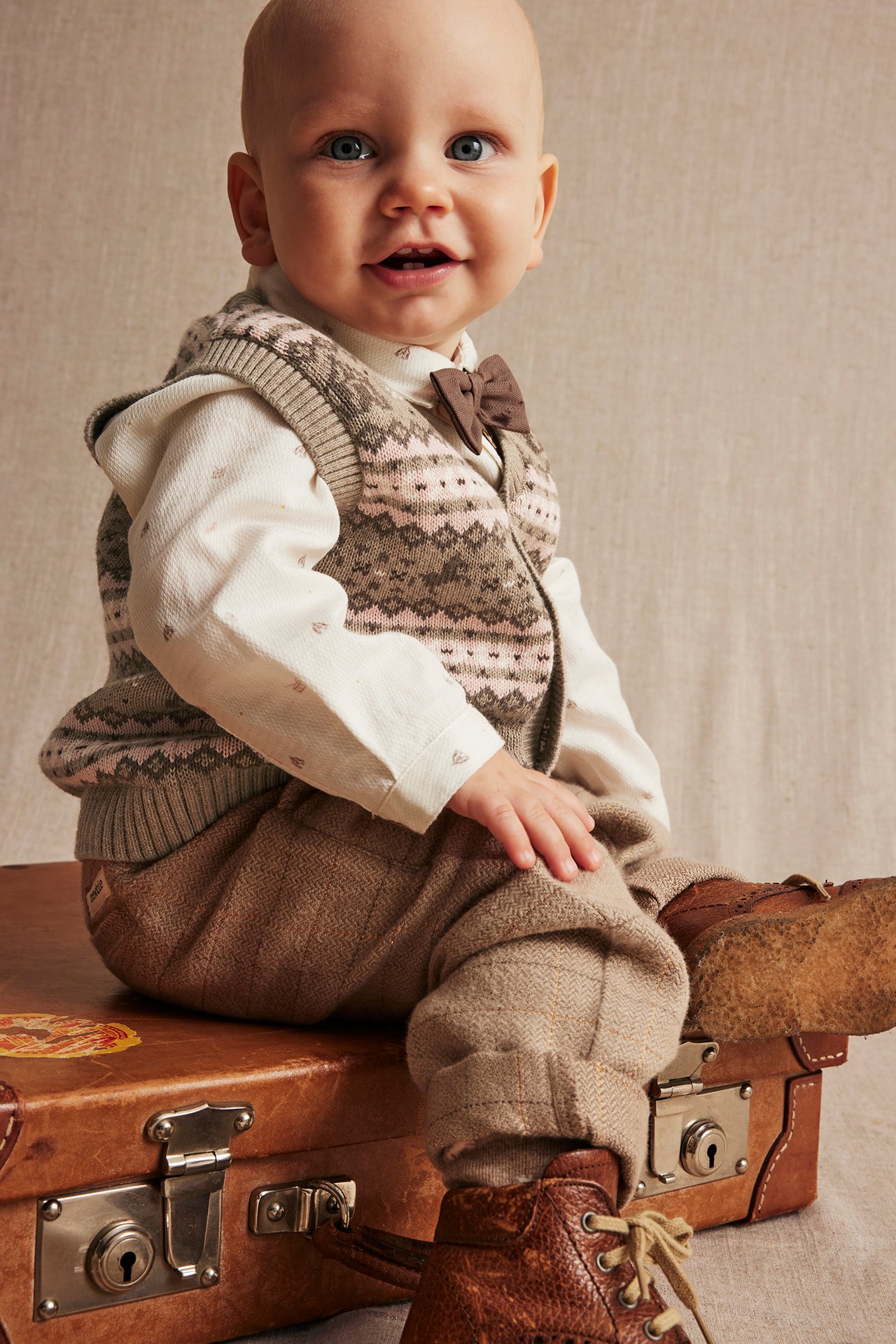 Jaquardstrikket vest baby - Melert beige - 4